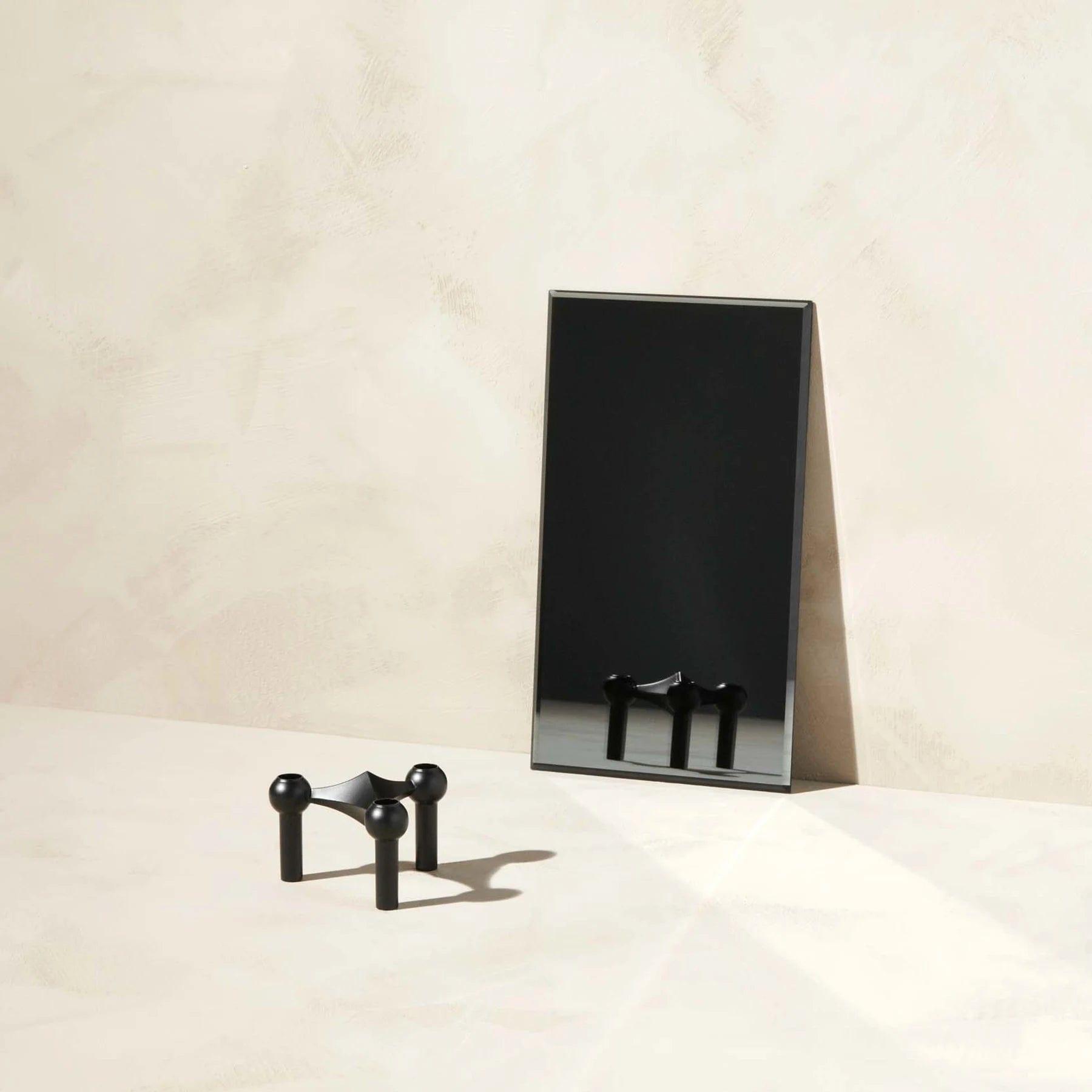 Świecznik STOFF NAGEL czarny Stoff Nagel Eye on Design