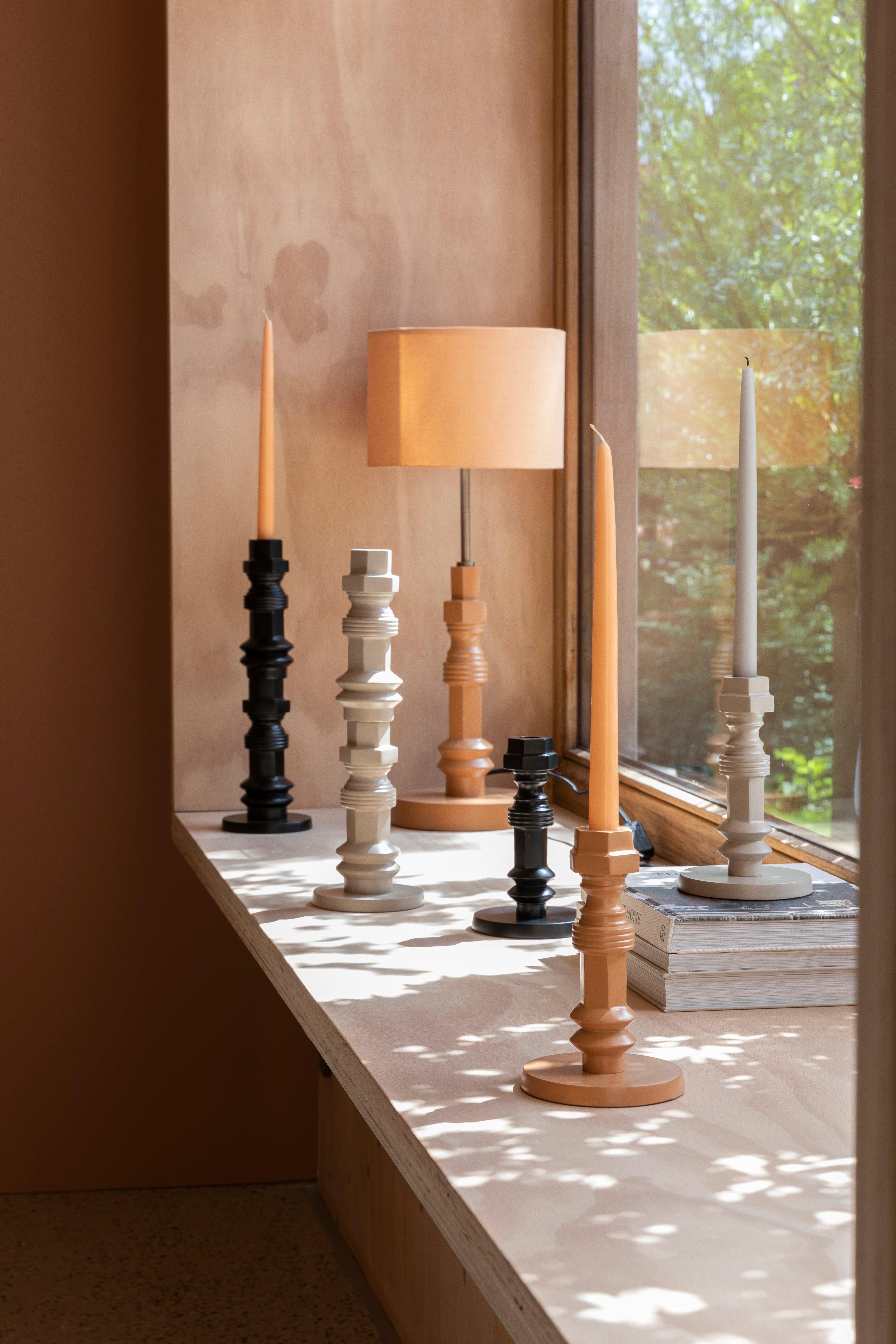 Świecznik TOTEM beżowy Zuiver Eye on Design