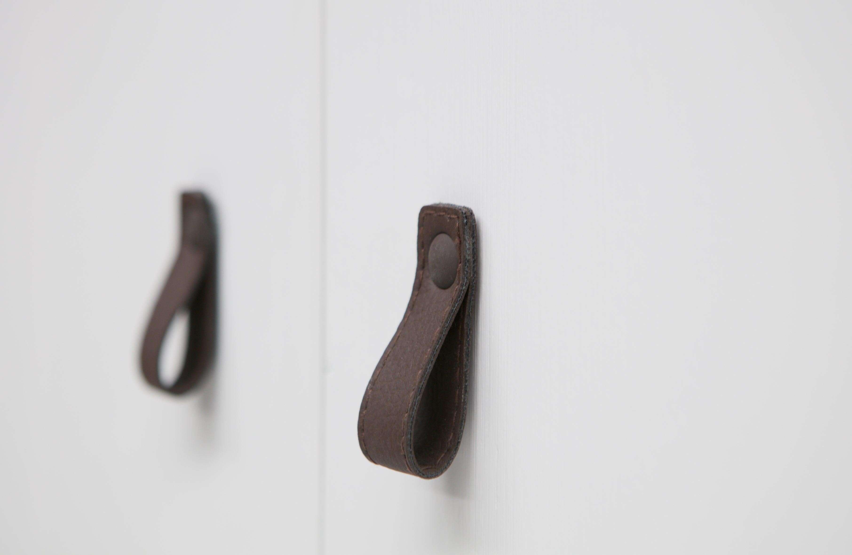 Szafa 2-drzwiowa TIES biały Woood Eye on Design