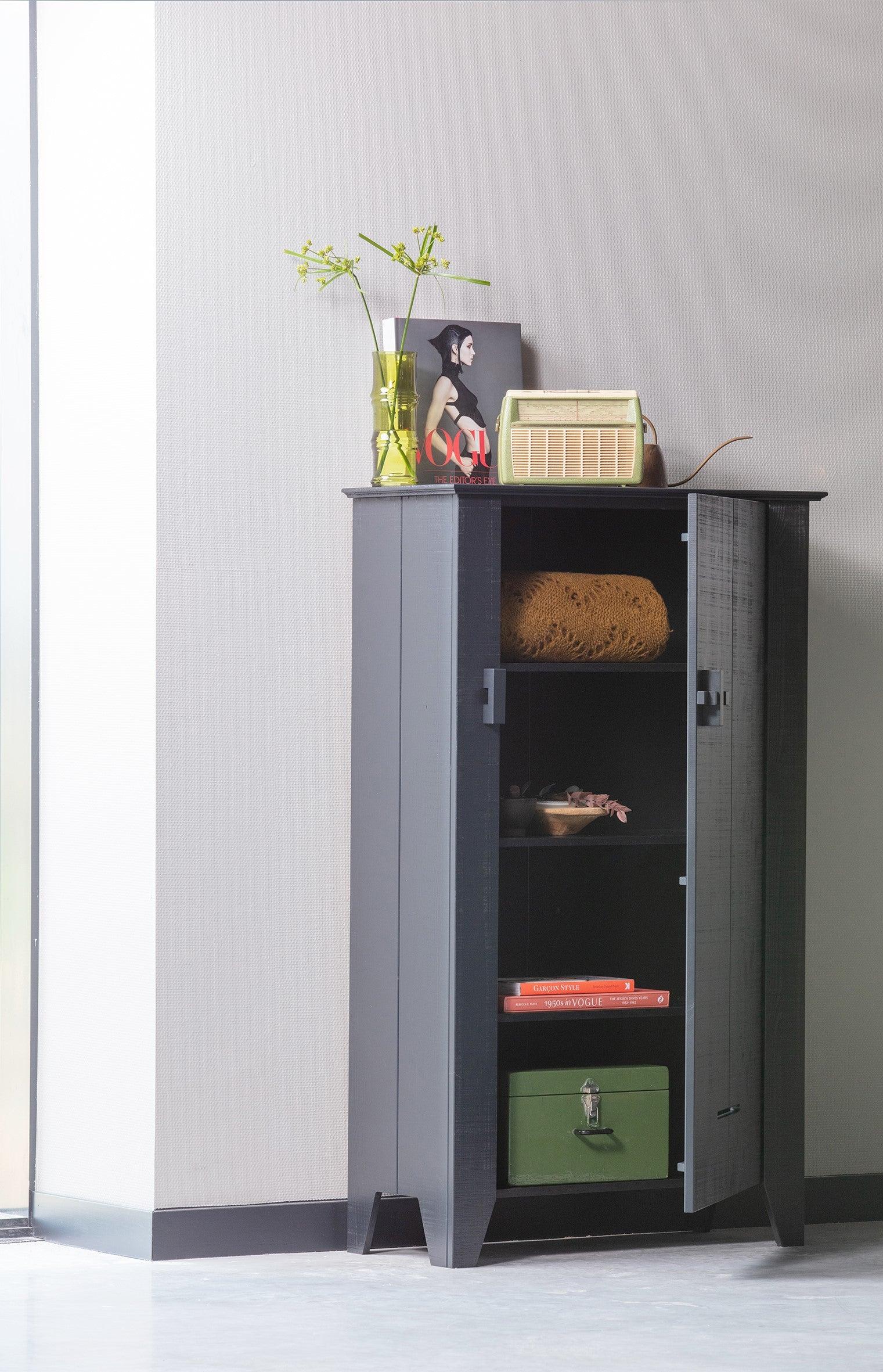 Szafka GIJS czarny Woood Eye on Design