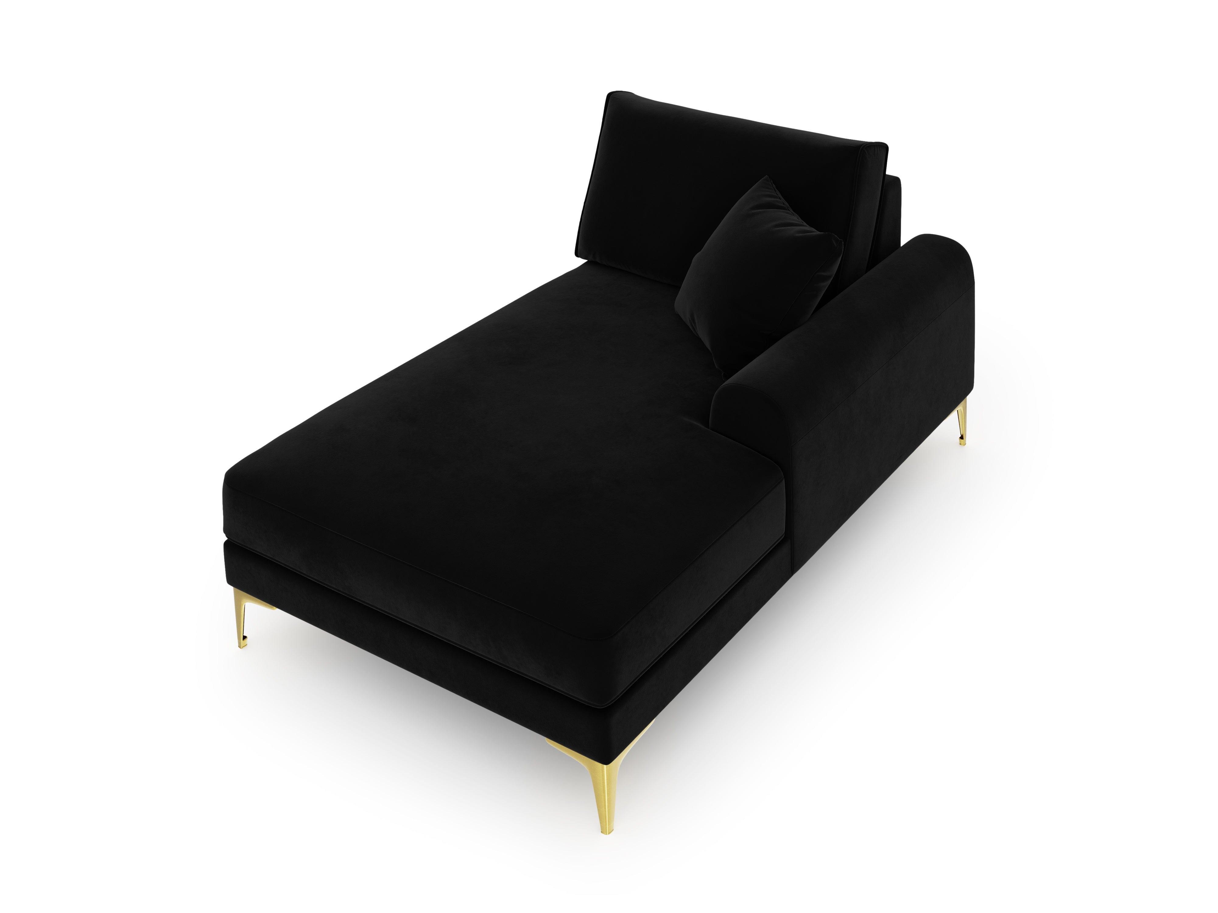 Szezlong aksamitny prawostronny MADARA czarny ze złotą podstawą Mazzini Sofas Eye on Design