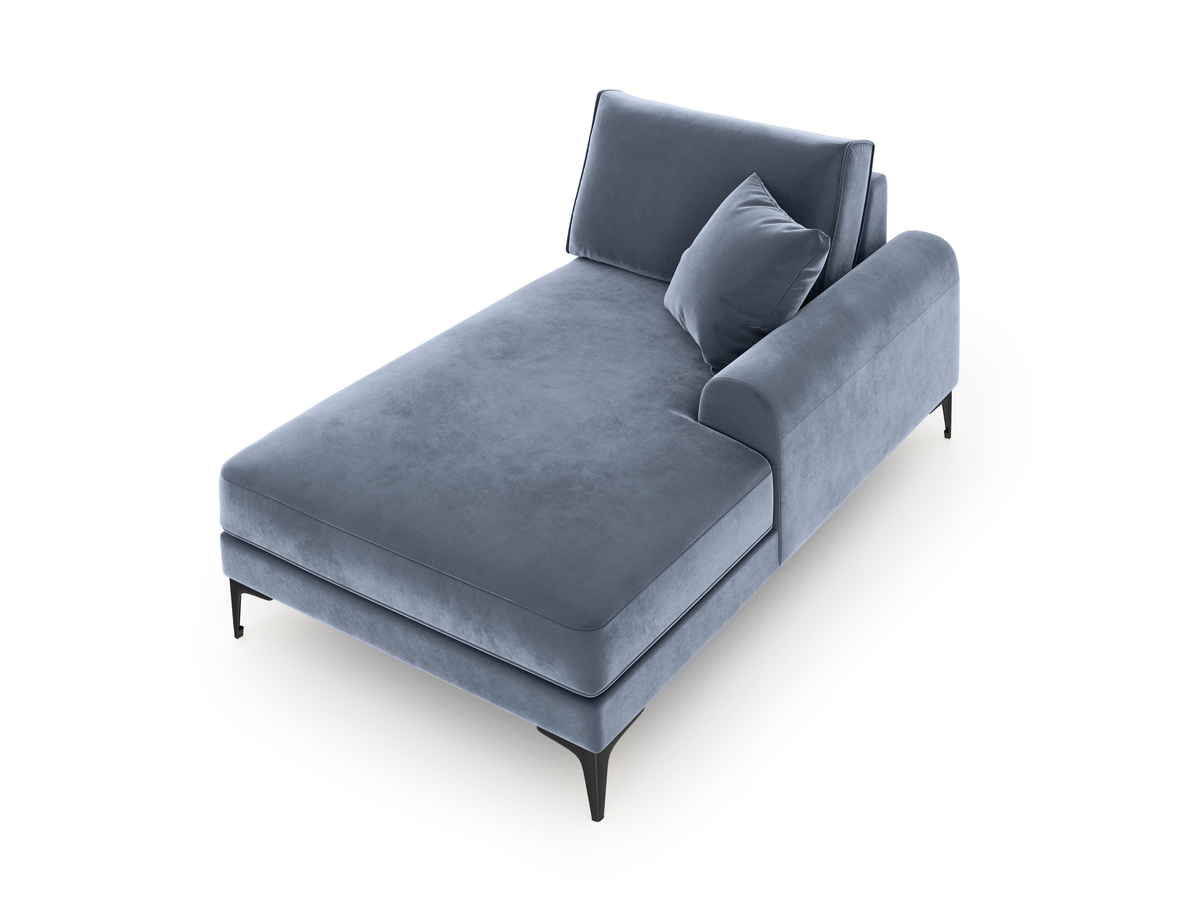 Szezlong aksamitny prawostronny MADARA jasnoniebieski z czarną podstawą Mazzini Sofas Eye on Design