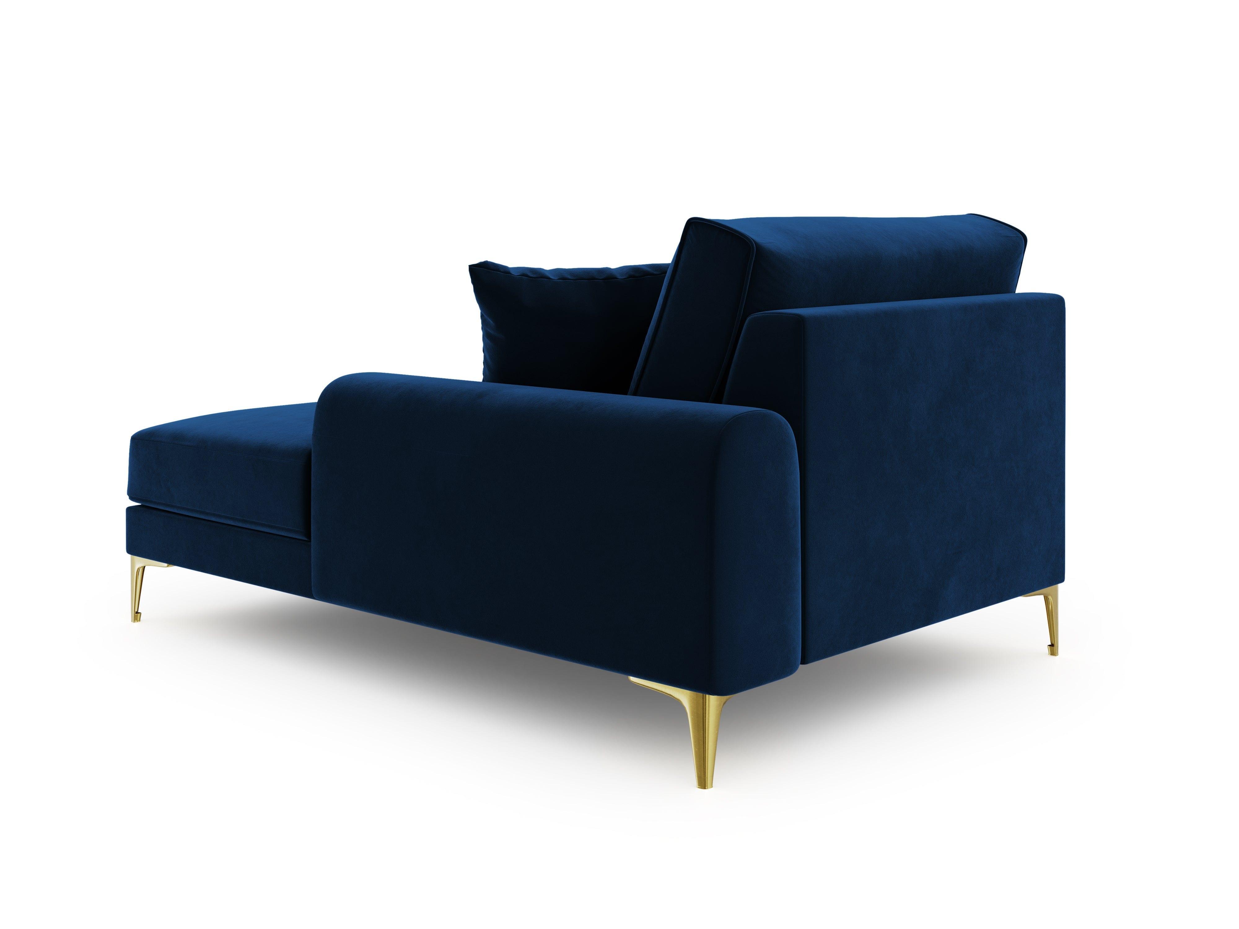 Szezlong aksamitny prawostronny MADARA królewski niebieski ze złotą podstawą Mazzini Sofas Eye on Design