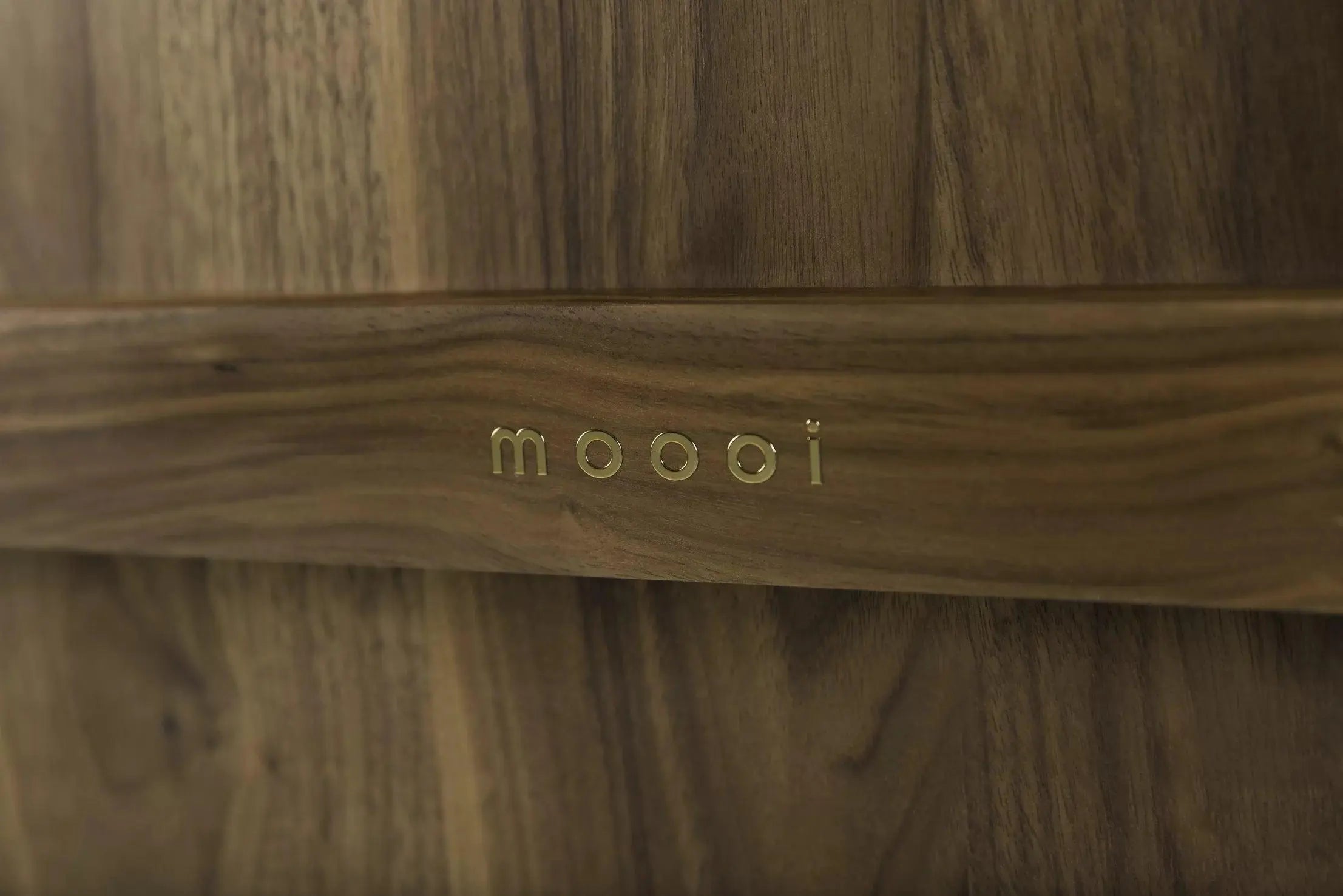 Szezlong LIBERTY drewno orzechowe – Moooi