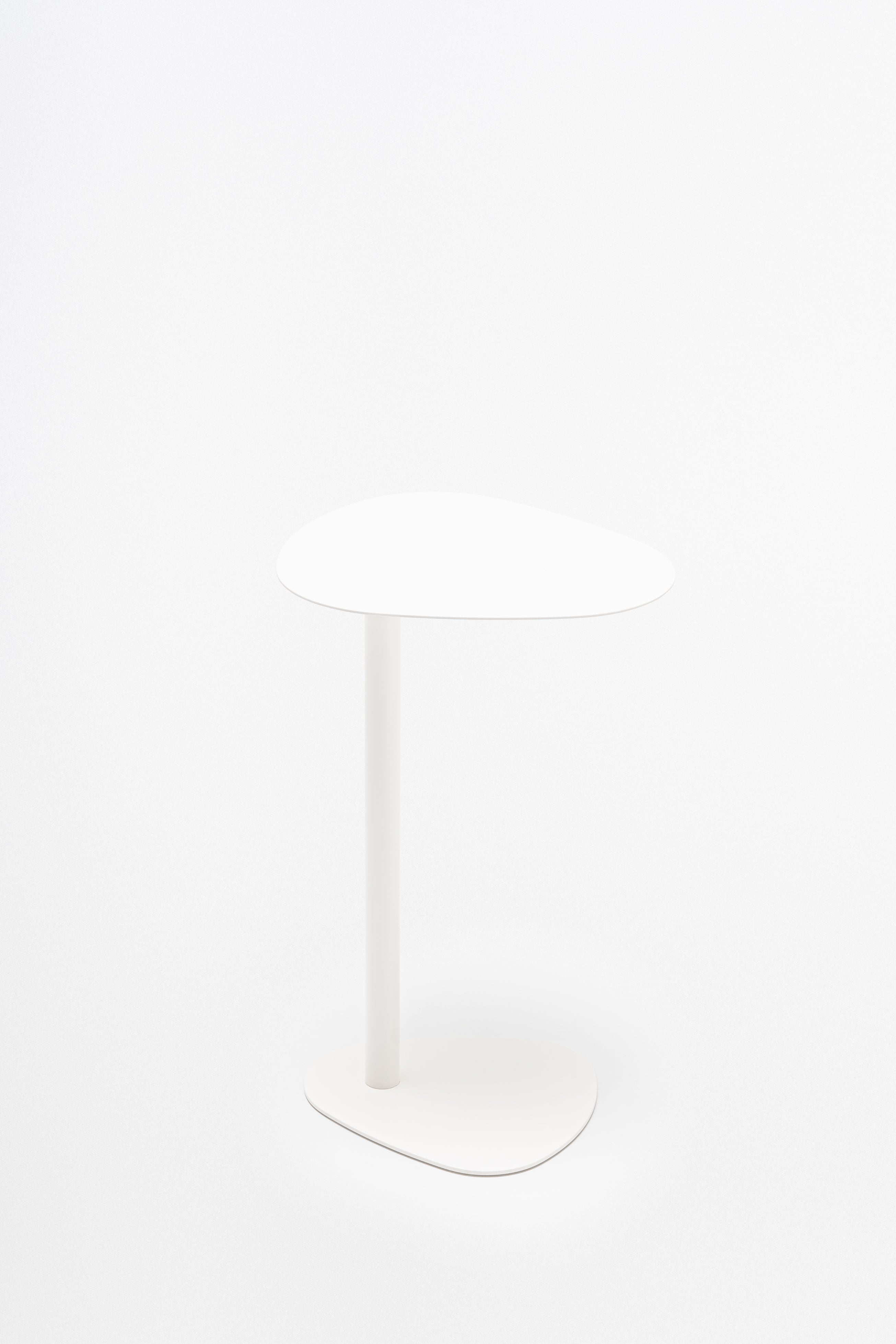 Kovový konferenčný stolík CELO