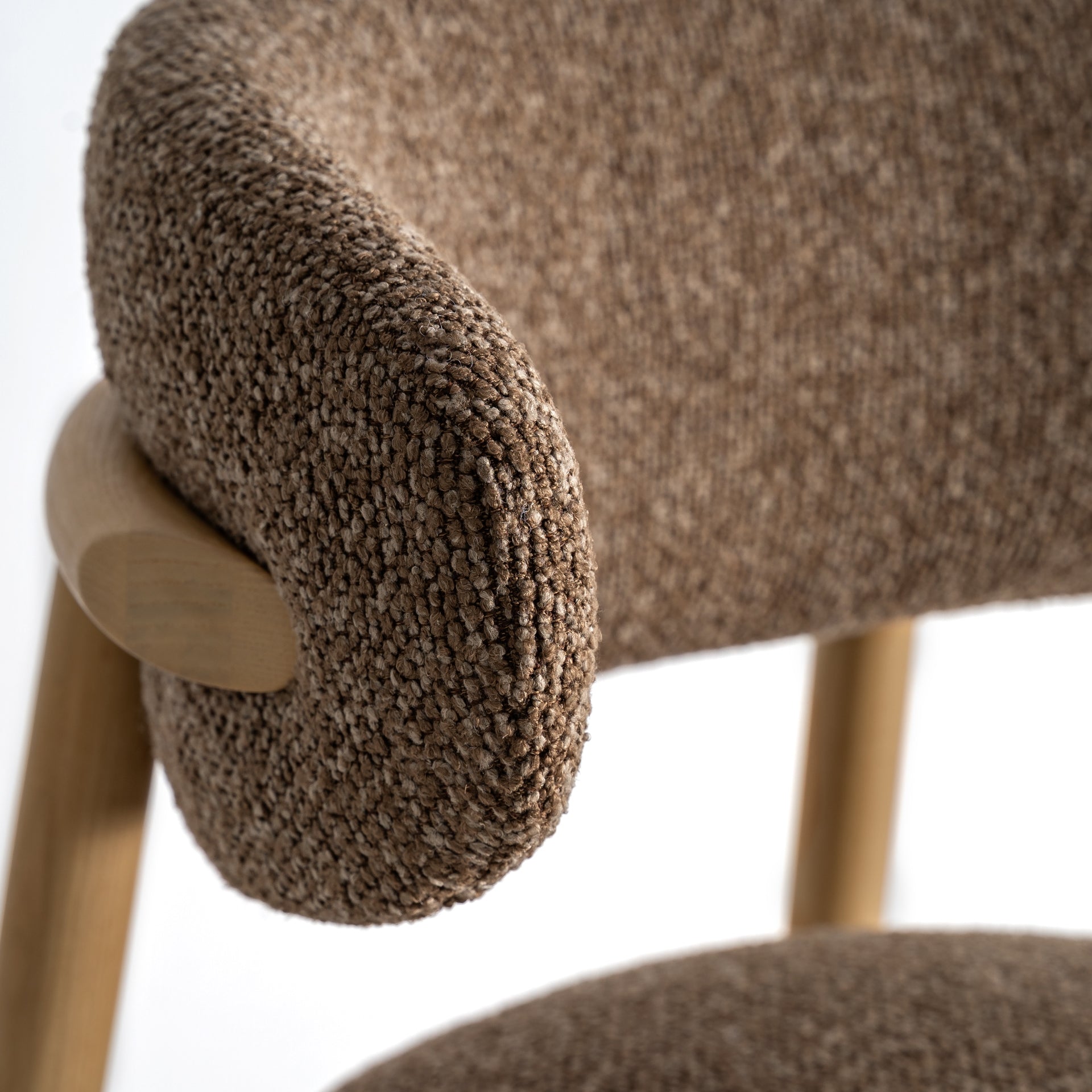 ERLEC Bar Stool in Brown with Ash Base