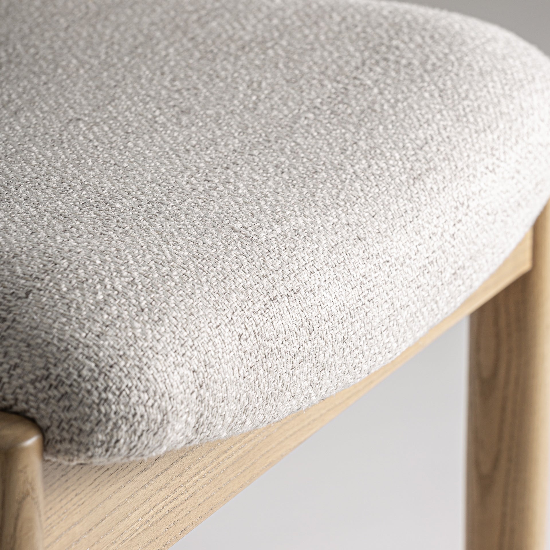 NAMUR Bar Stool Beige with Ash Base