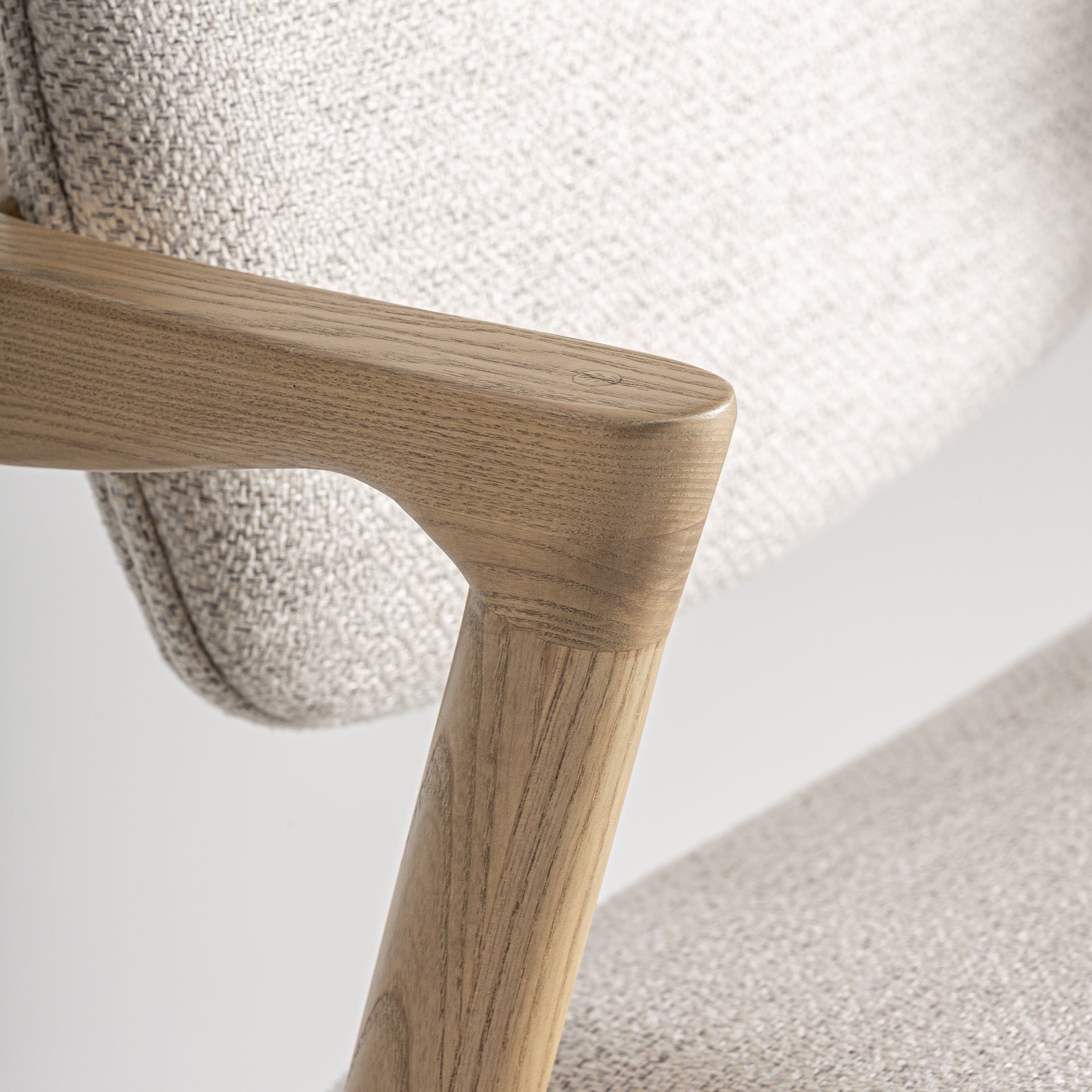 NAMUR Bar Stool Beige with Ash Base