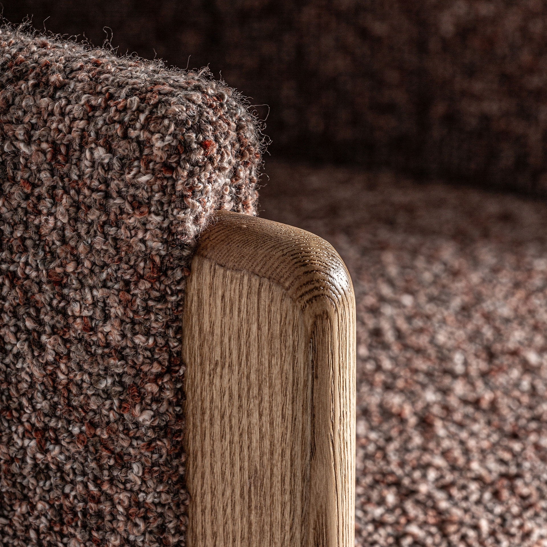 SERNIE Bar Stool in Brown with Oak Base