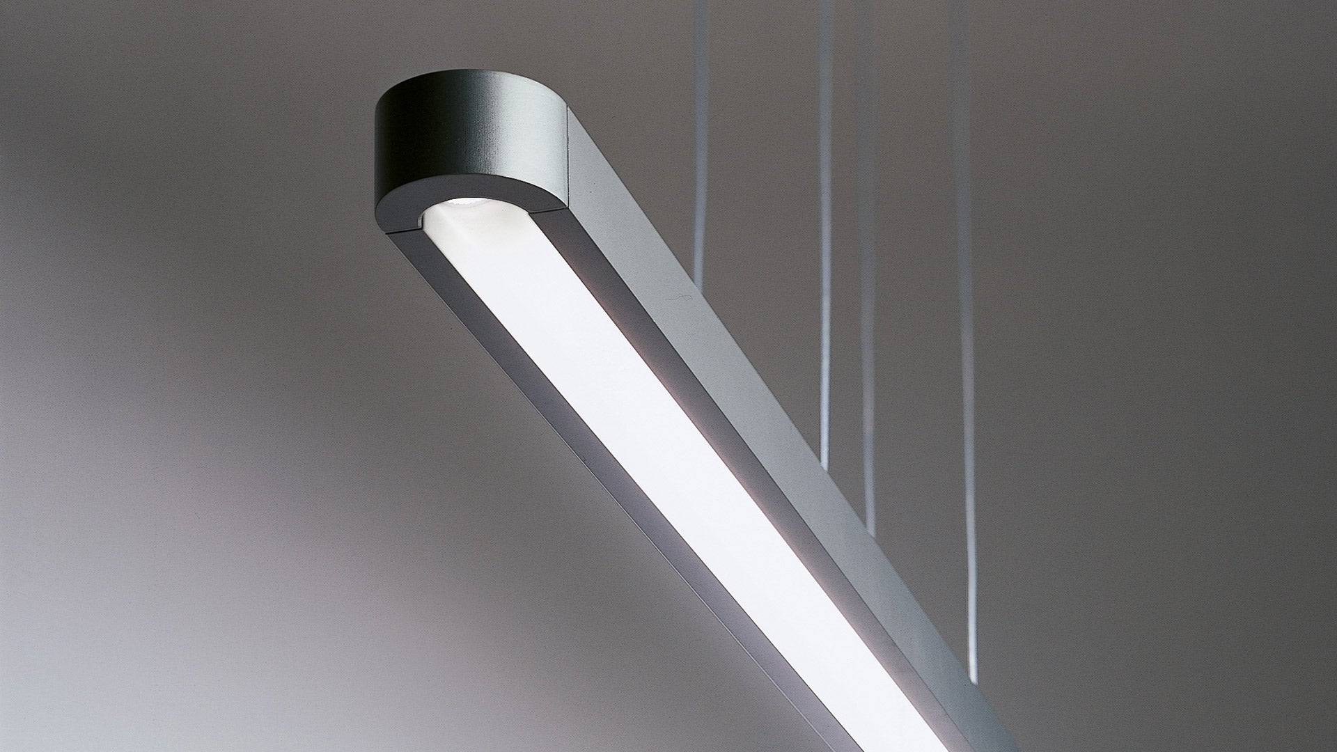 Závesná lampa TALO strieborná