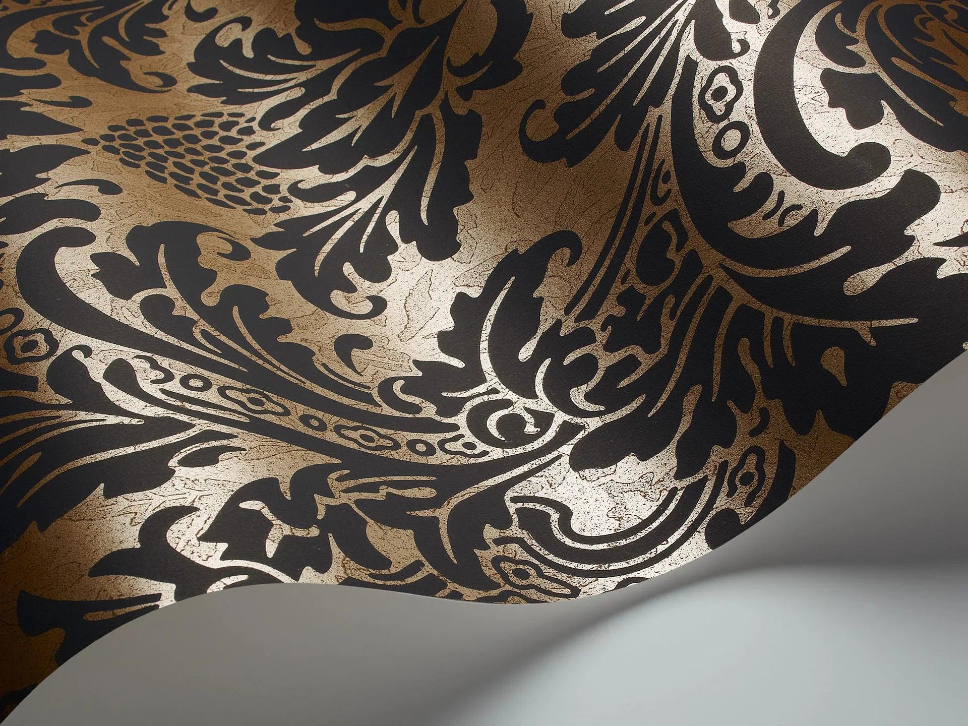 Tapeta ALBEMARLE - Blake czerń na metalicznym złocie Cole & Son Eye on Design