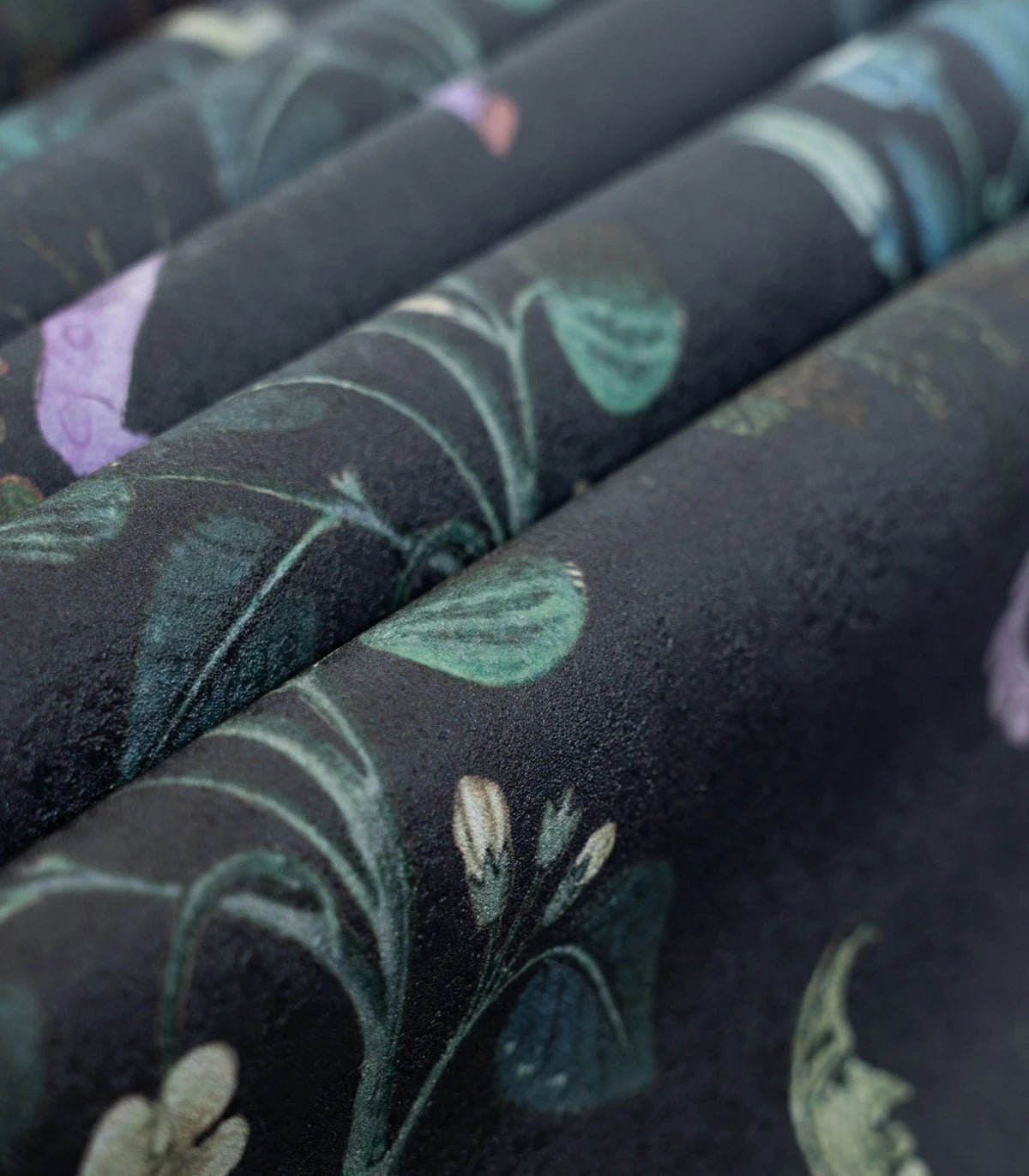 Wallpaper with a plant motif and magical animal BOTANIC BEAST PURPLE black with purple