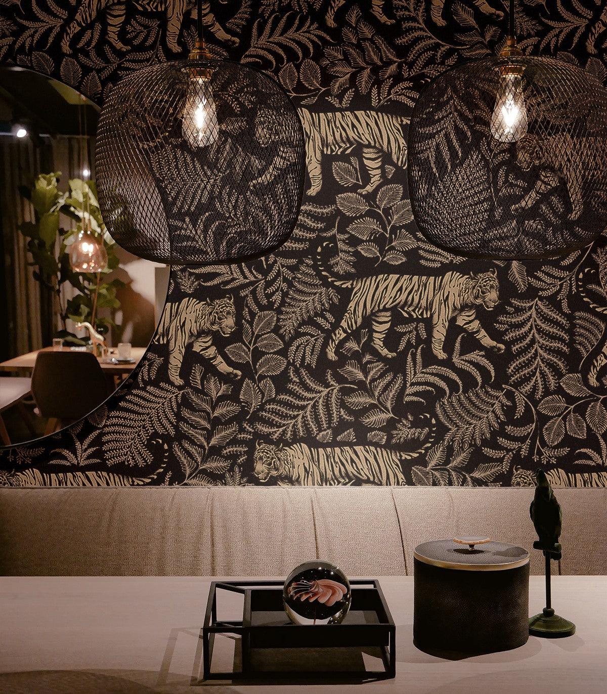 Tapeta CAMOUFLAGED TIGER Wallcolors Eye on Design