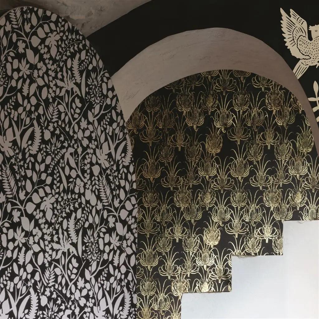 Tapeta LES CENTAUREES BOURGEON czarny z różowym Christian Lacroix Eye on Design