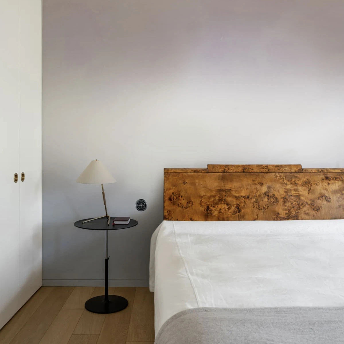 Ombre Dune Beige Wallpaper