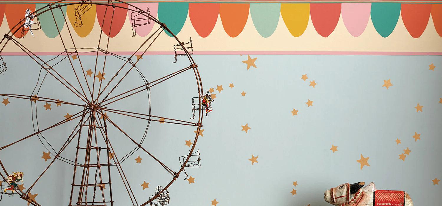 Tapeta s abstraktným vzorom hviezd WHIMSICAL - Stars zlato na béžovej