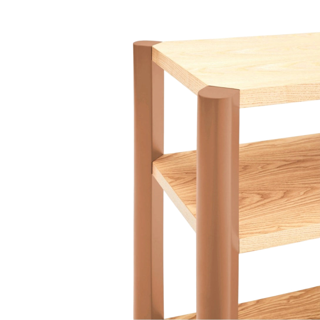 Regál BONA z dubového dreva s hnedým podstavcom