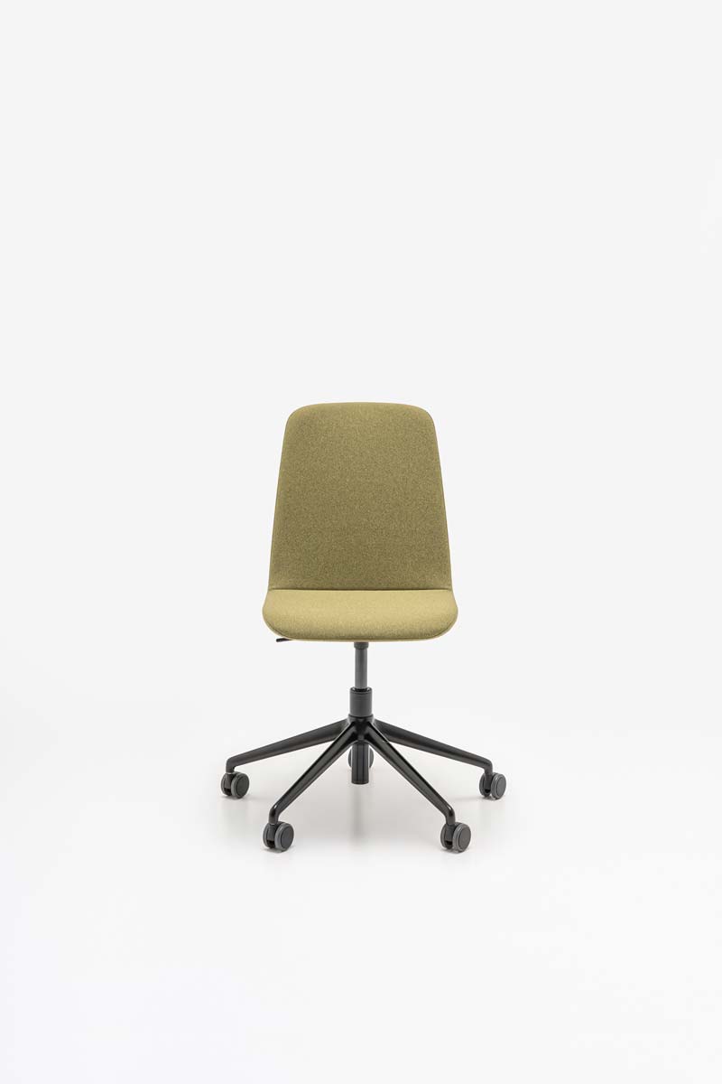 Otáčacie kreslo ULTI s nastaviteľným podstavcom