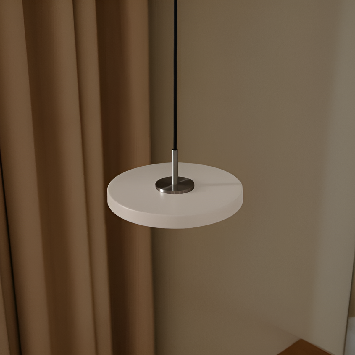 Asteria Micro Pearl Pendant Lamp with Silver Insert