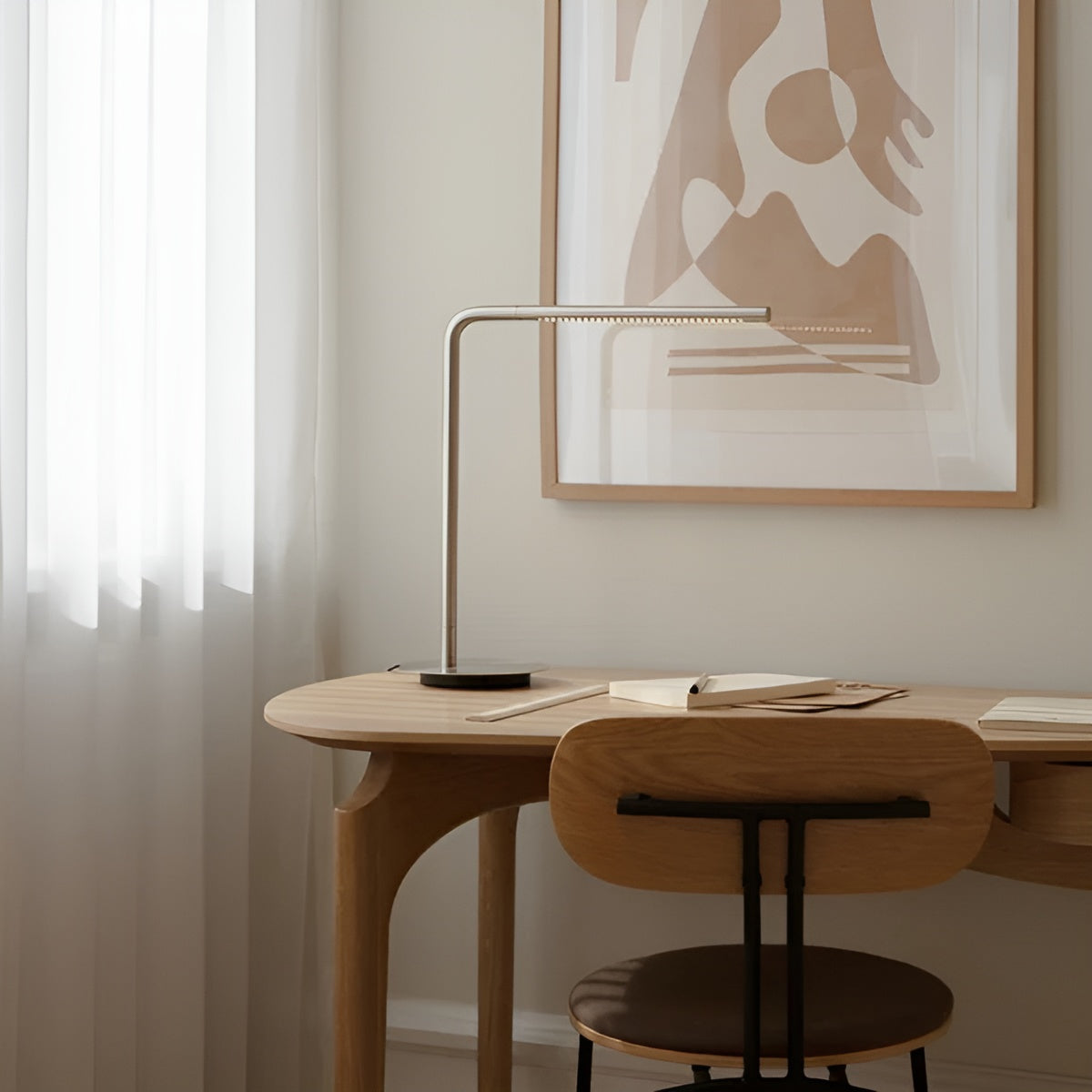 Stolná lampa OMNI strieborná