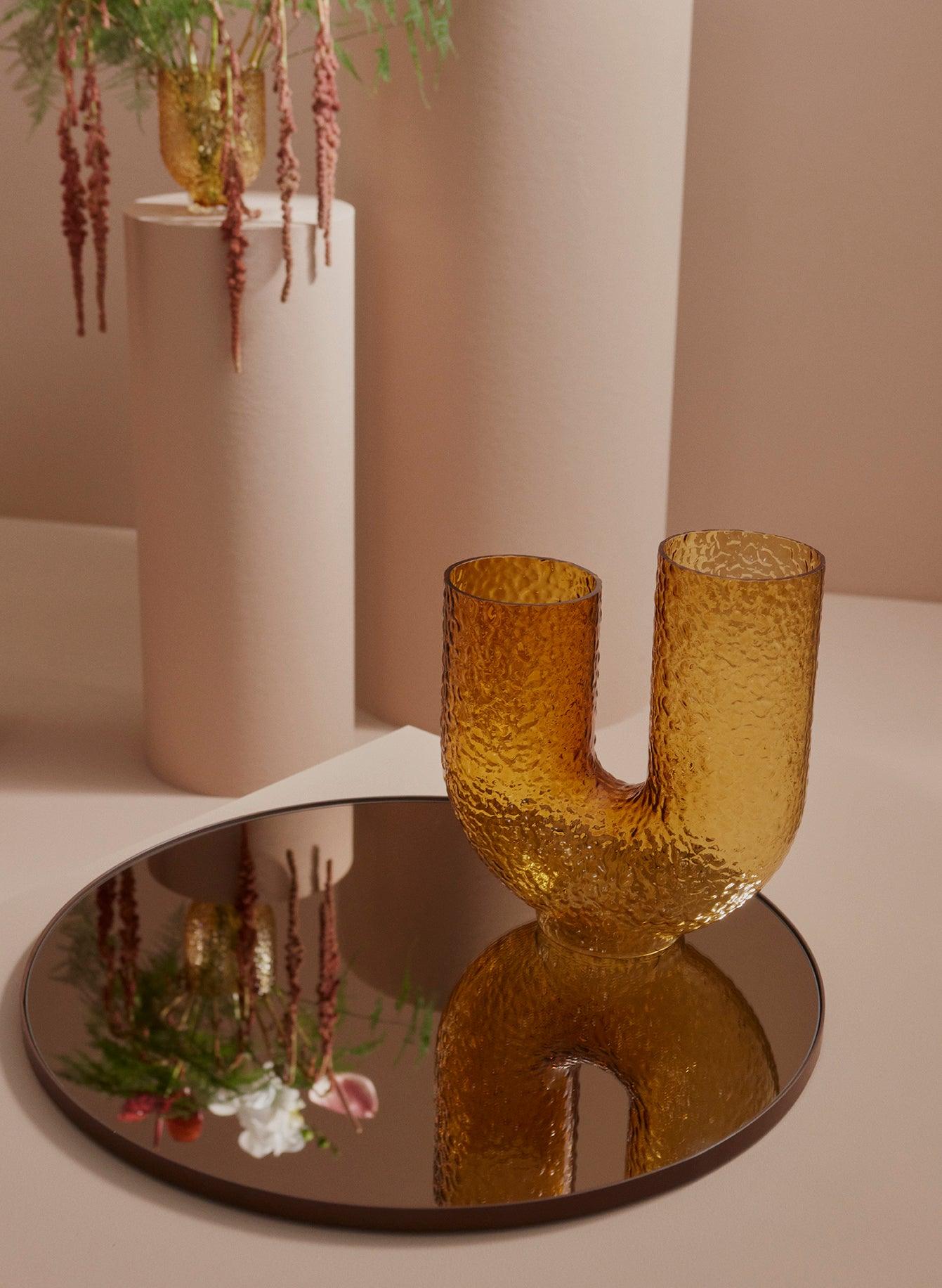 Wazon asymetryczny wysoki ARURA pomarańczowy AYTM Eye on Design