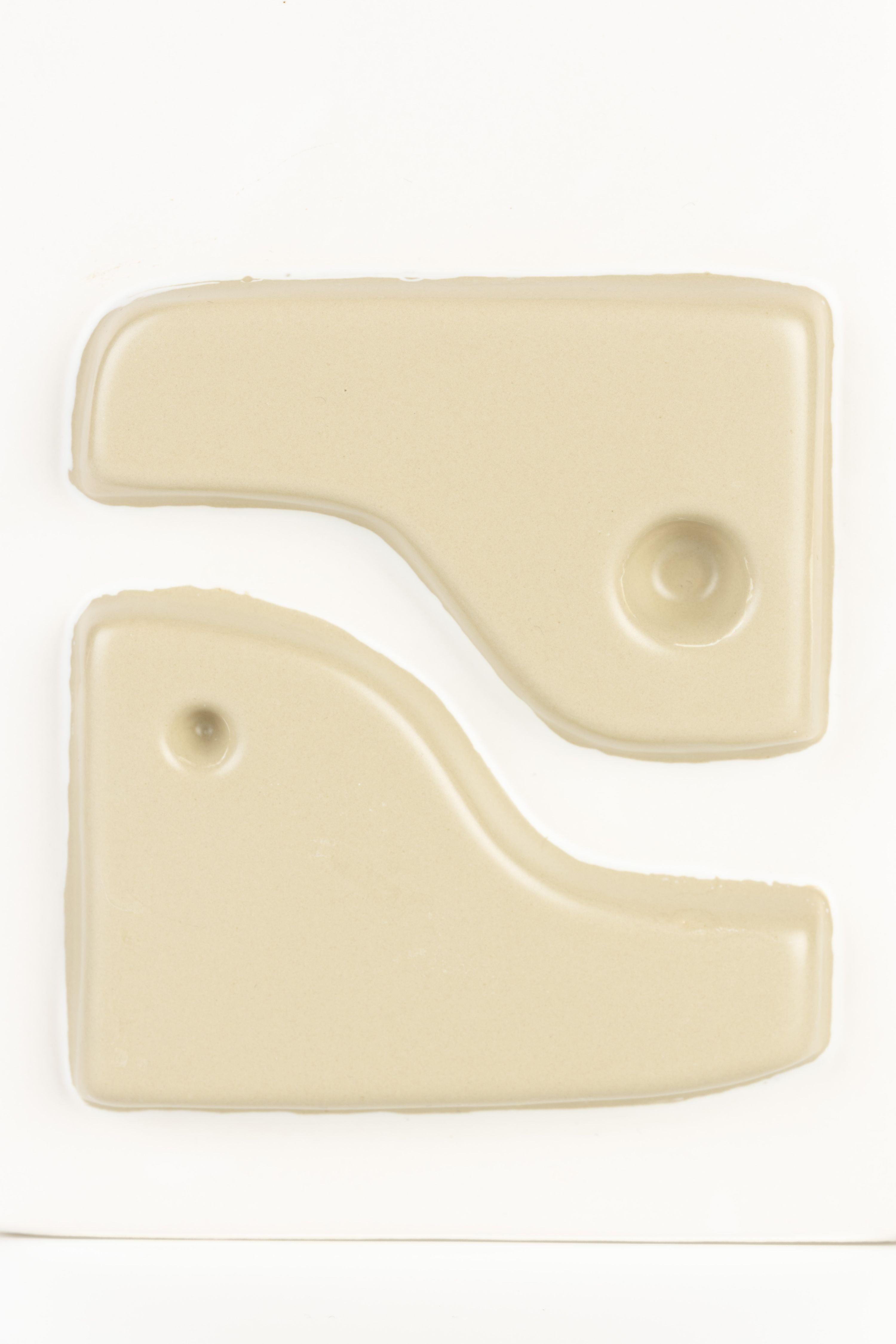 Wazon ceramiczny BLOOMER jasnobeżowy ze złotym Zuiver Eye on Design