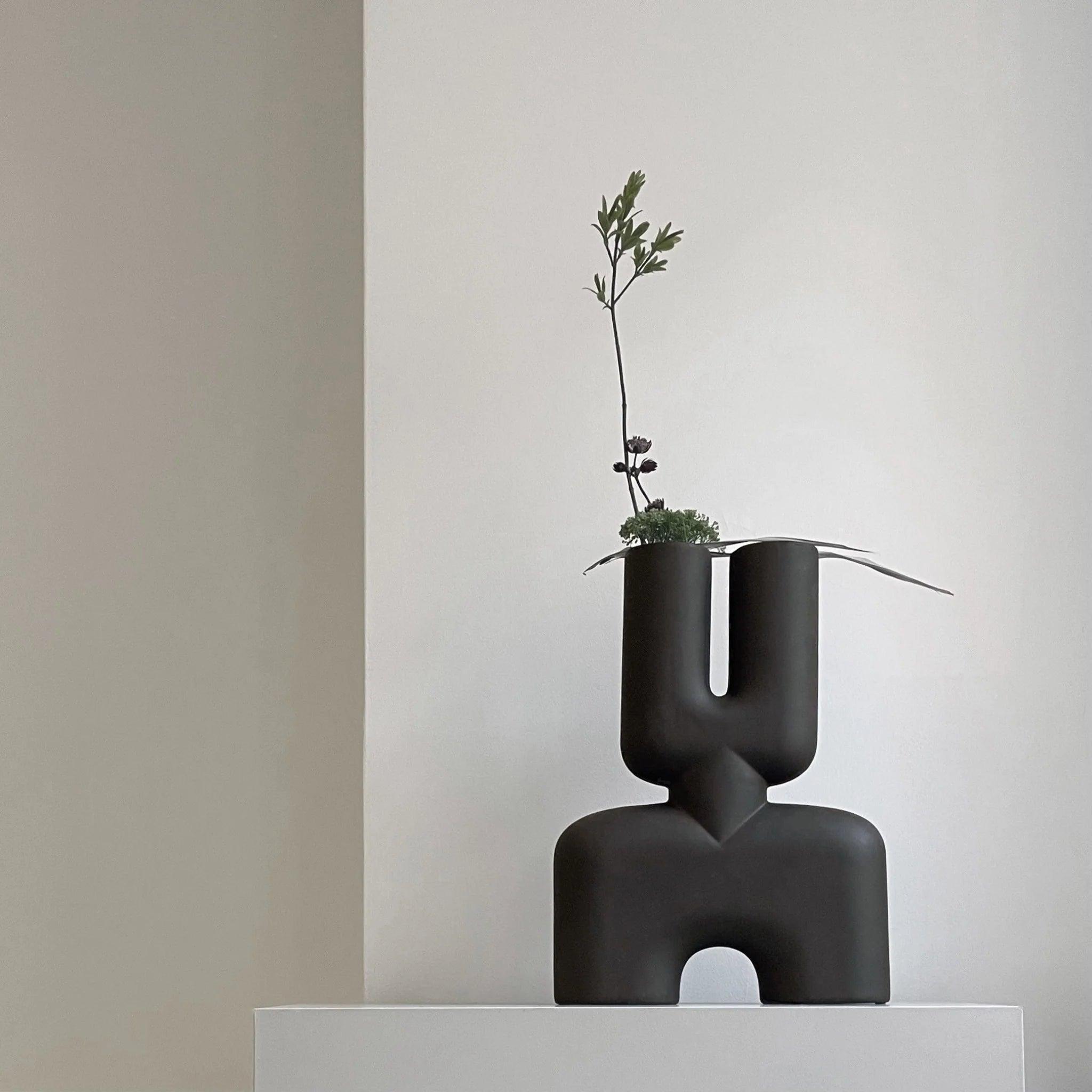 Wazon COBRA DOUBLE ciemnobrązowy 101 Copenhagen Eye on Design