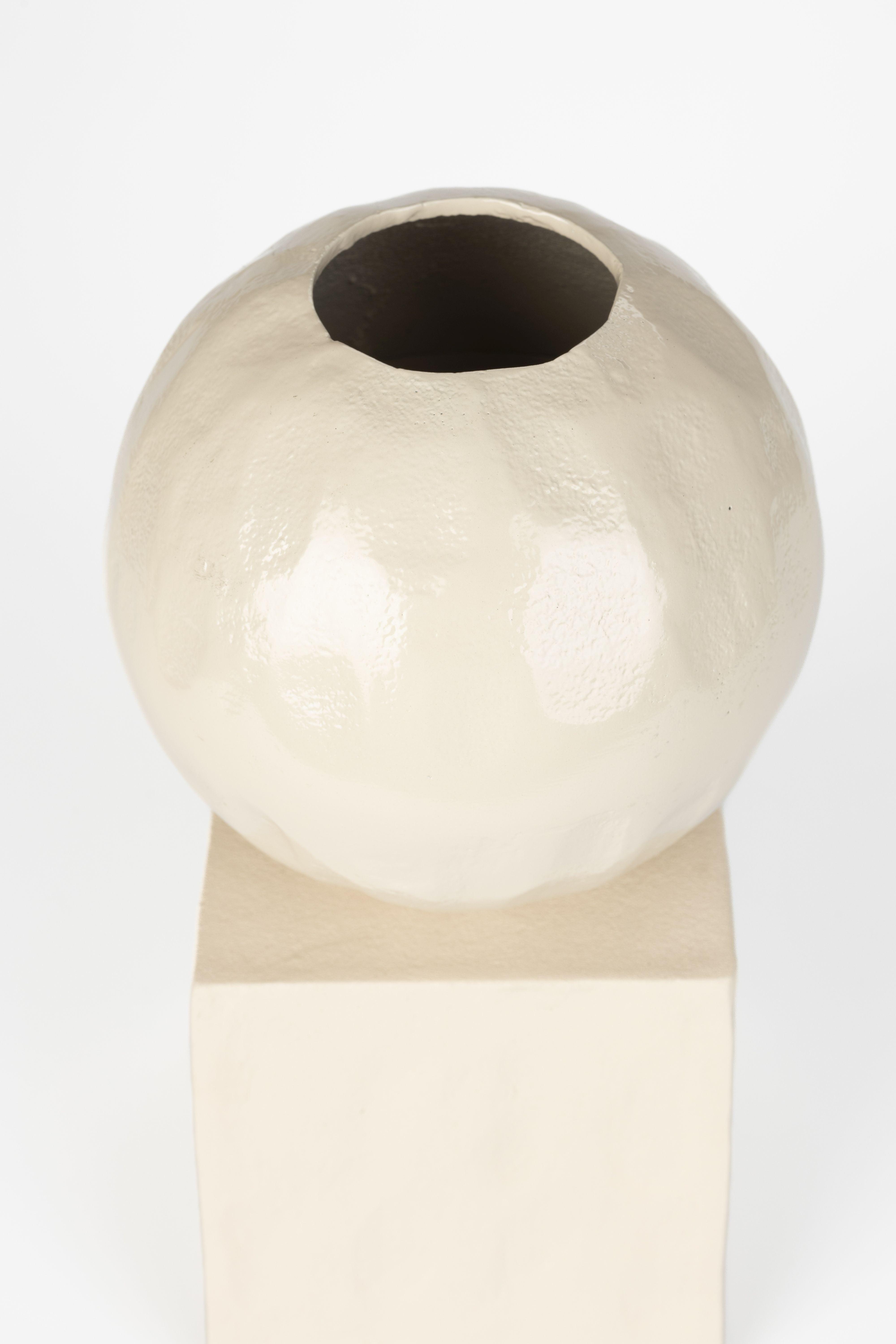 Wazon CROCUS beżowy Zuiver Eye on Design