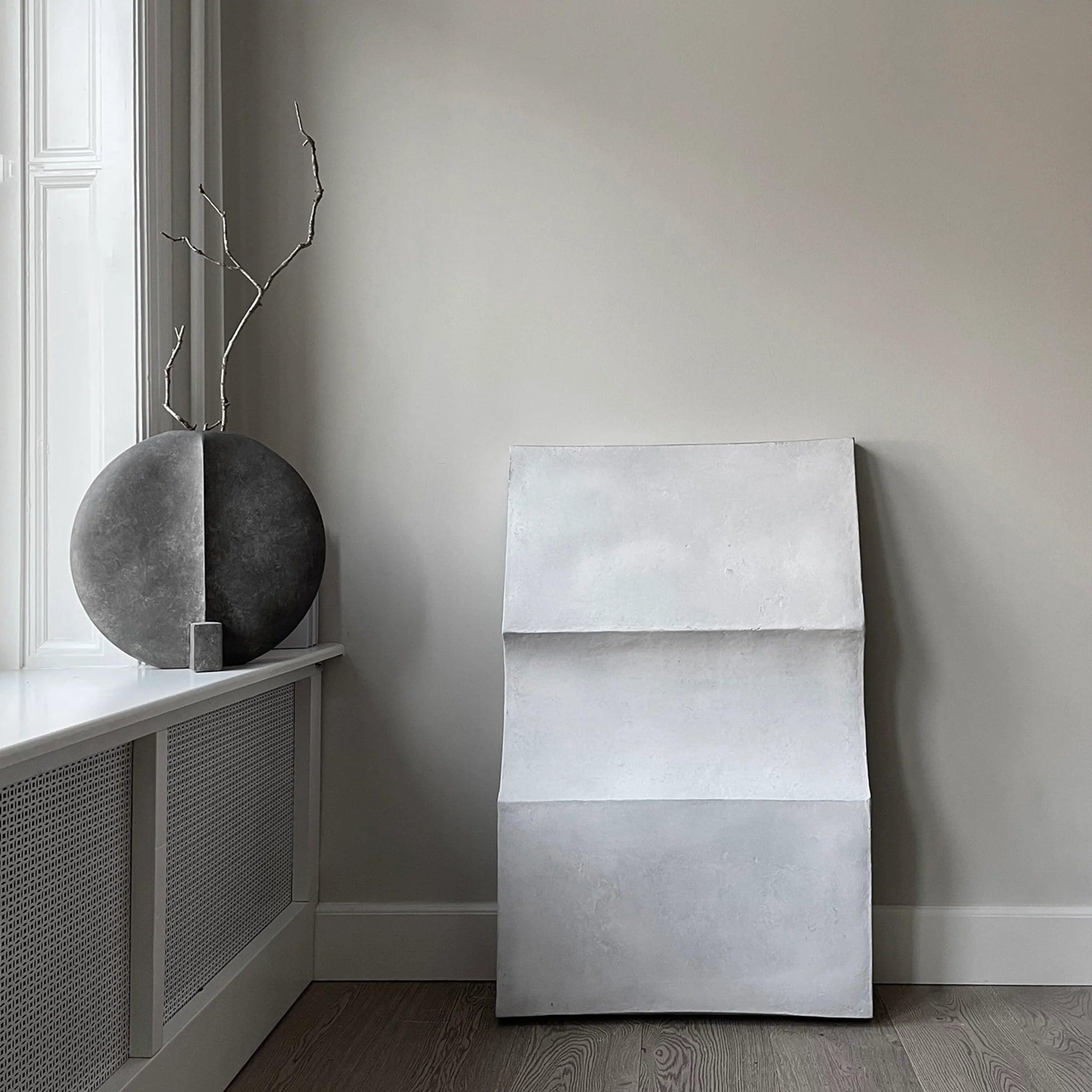 Wazon GUGGENHEIMA szary 101 Copenhagen Eye on Design