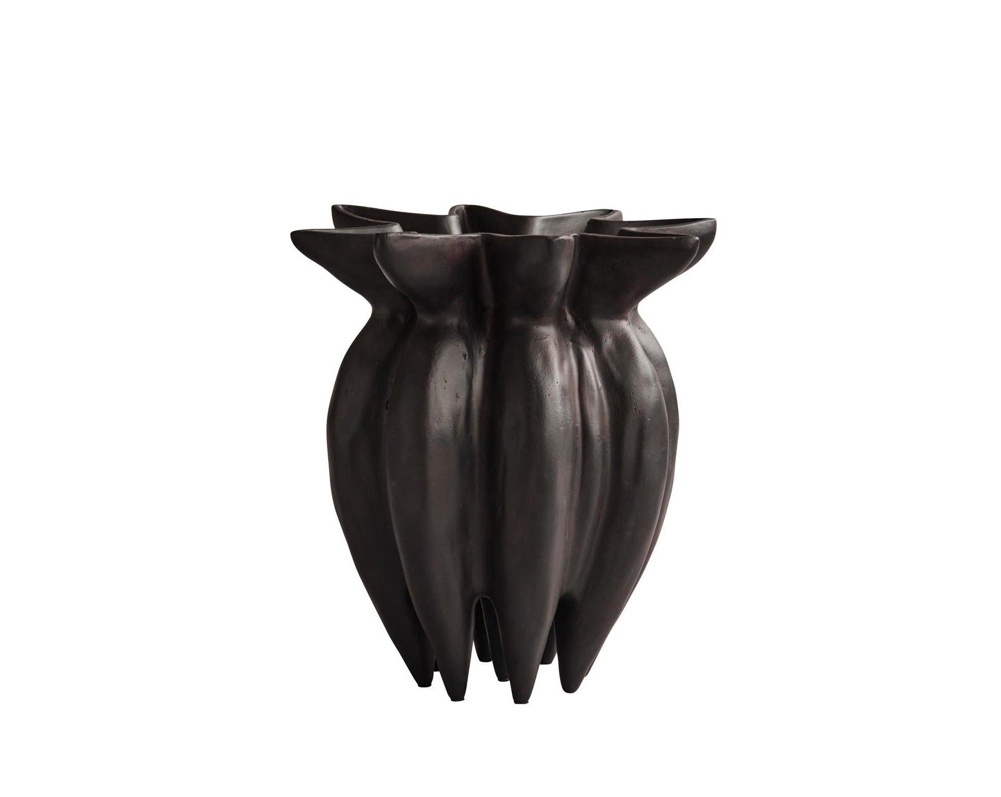 Wazon LOTUS ciemnobrązowy 101 Copenhagen S Eye on Design