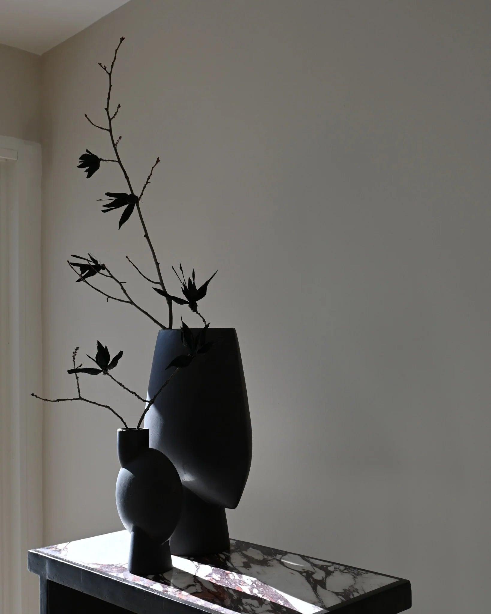 Wazon SPHERE SQUARE ciemnobrązowy 101 Copenhagen Eye on Design