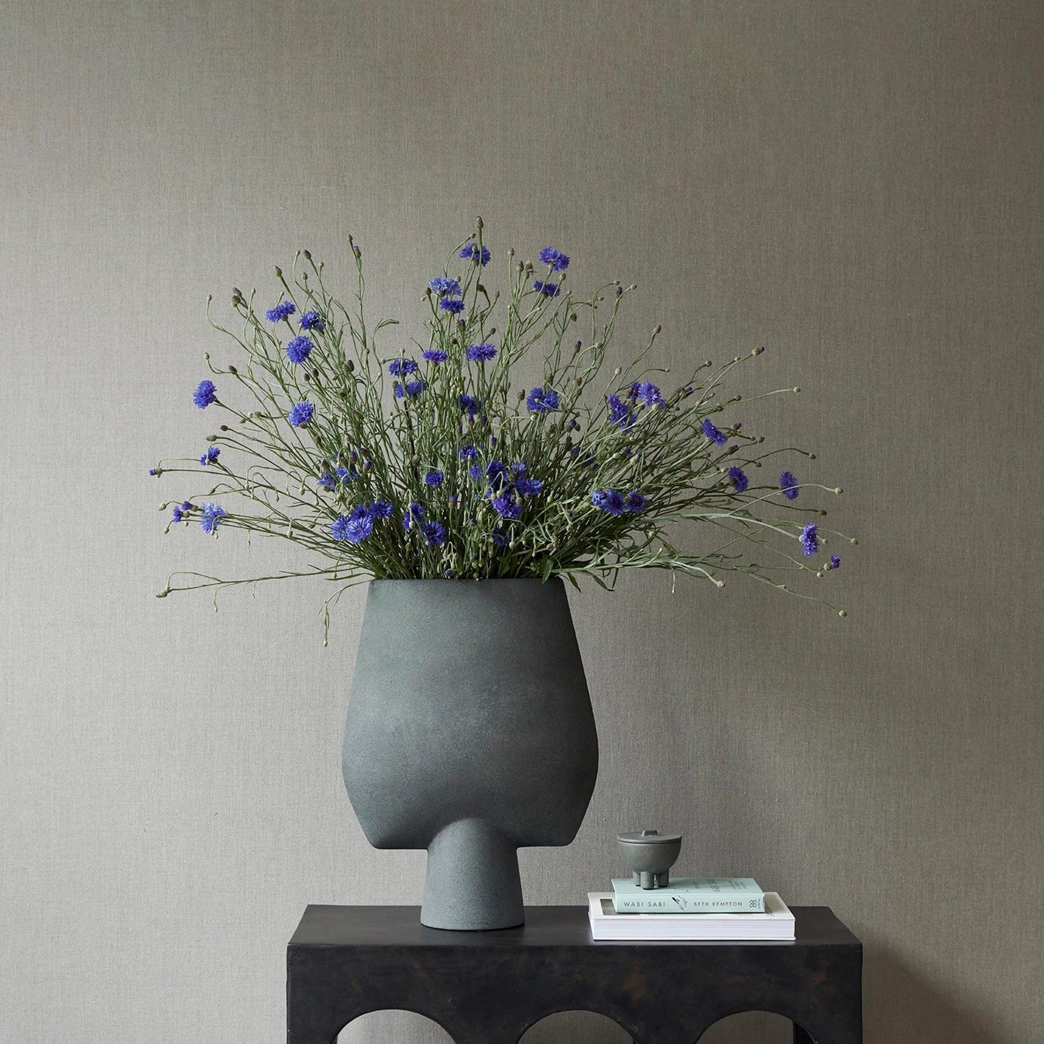 Wazon SPHERE SQUARE ciemnoszary 101 Copenhagen Eye on Design