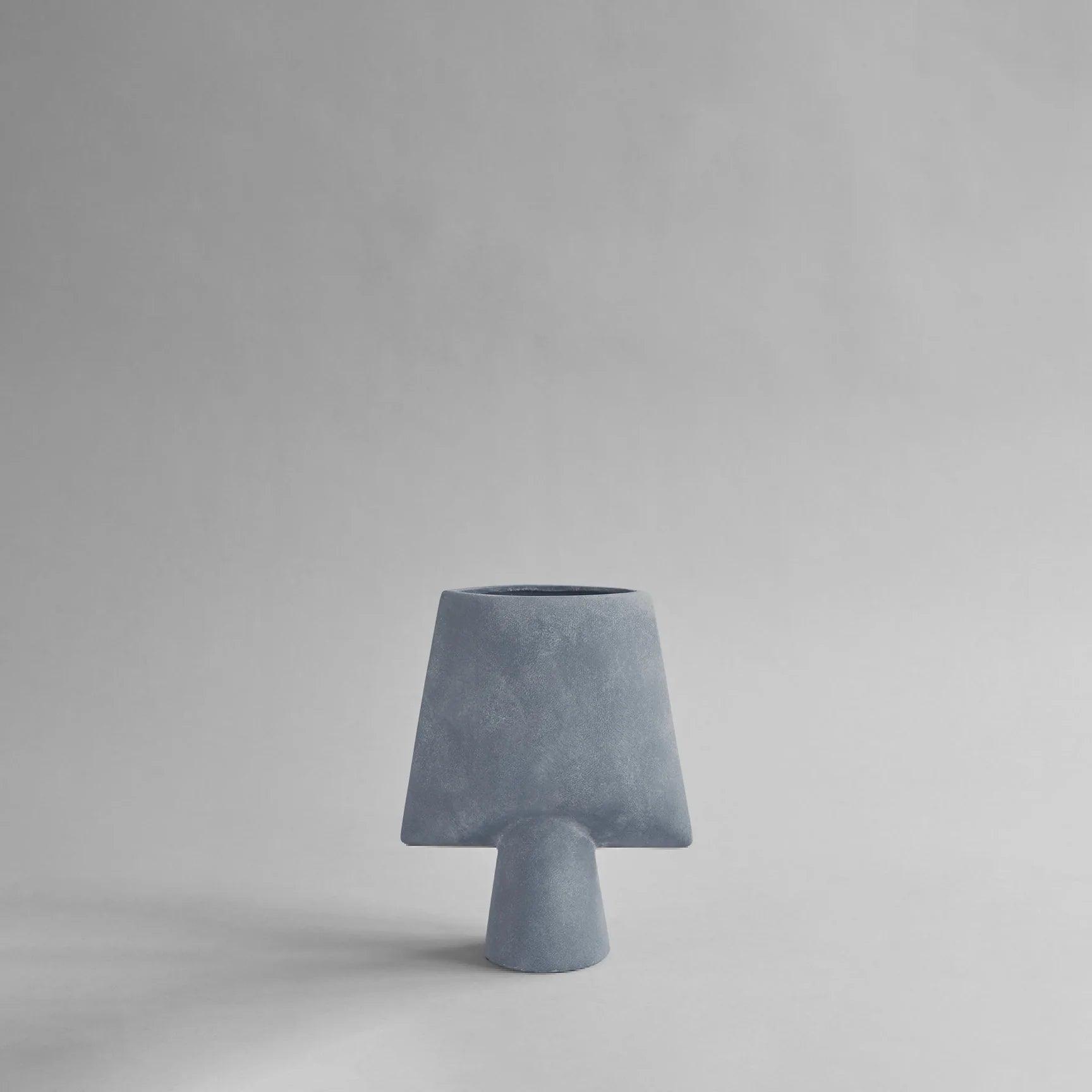 Wazon SPHERE SQUARE szaroniebieski 101 Copenhagen Eye on Design