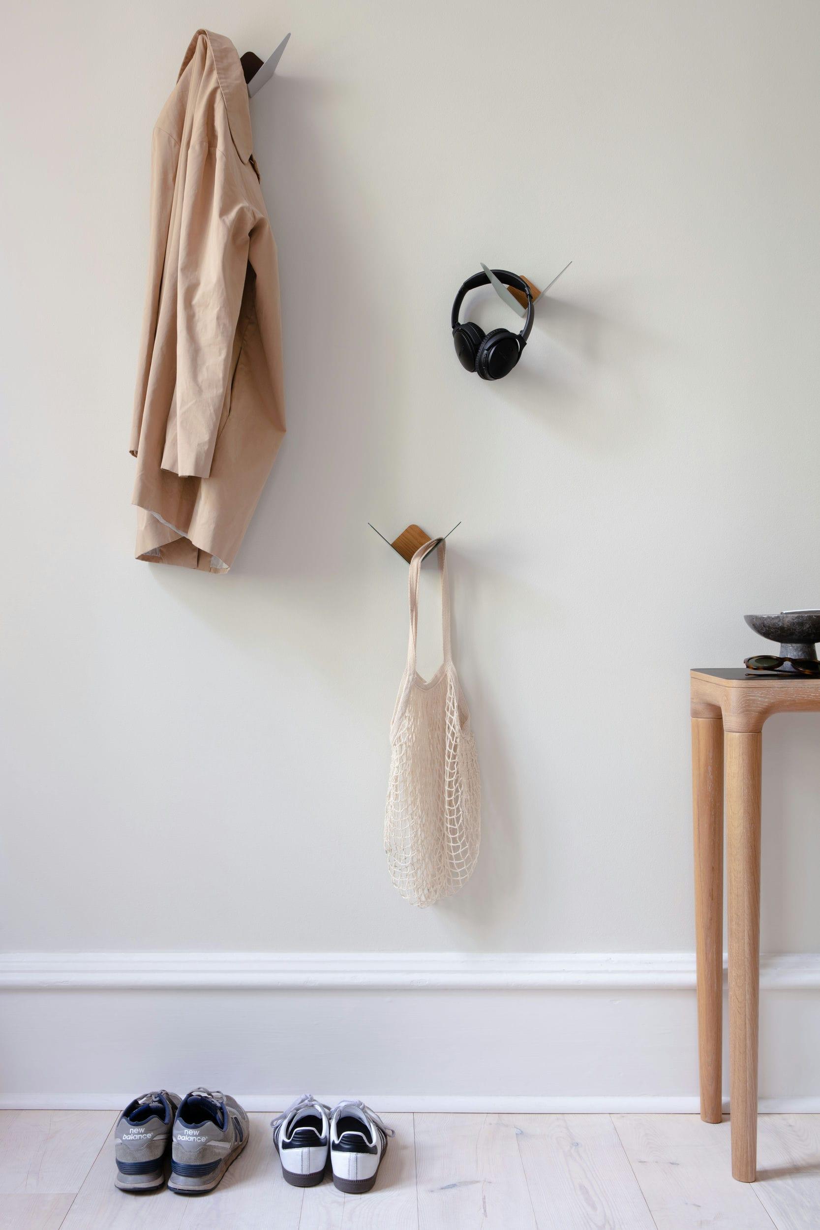 Wieszak BUTTERFLIES antracytowy UMAGE Eye on Design