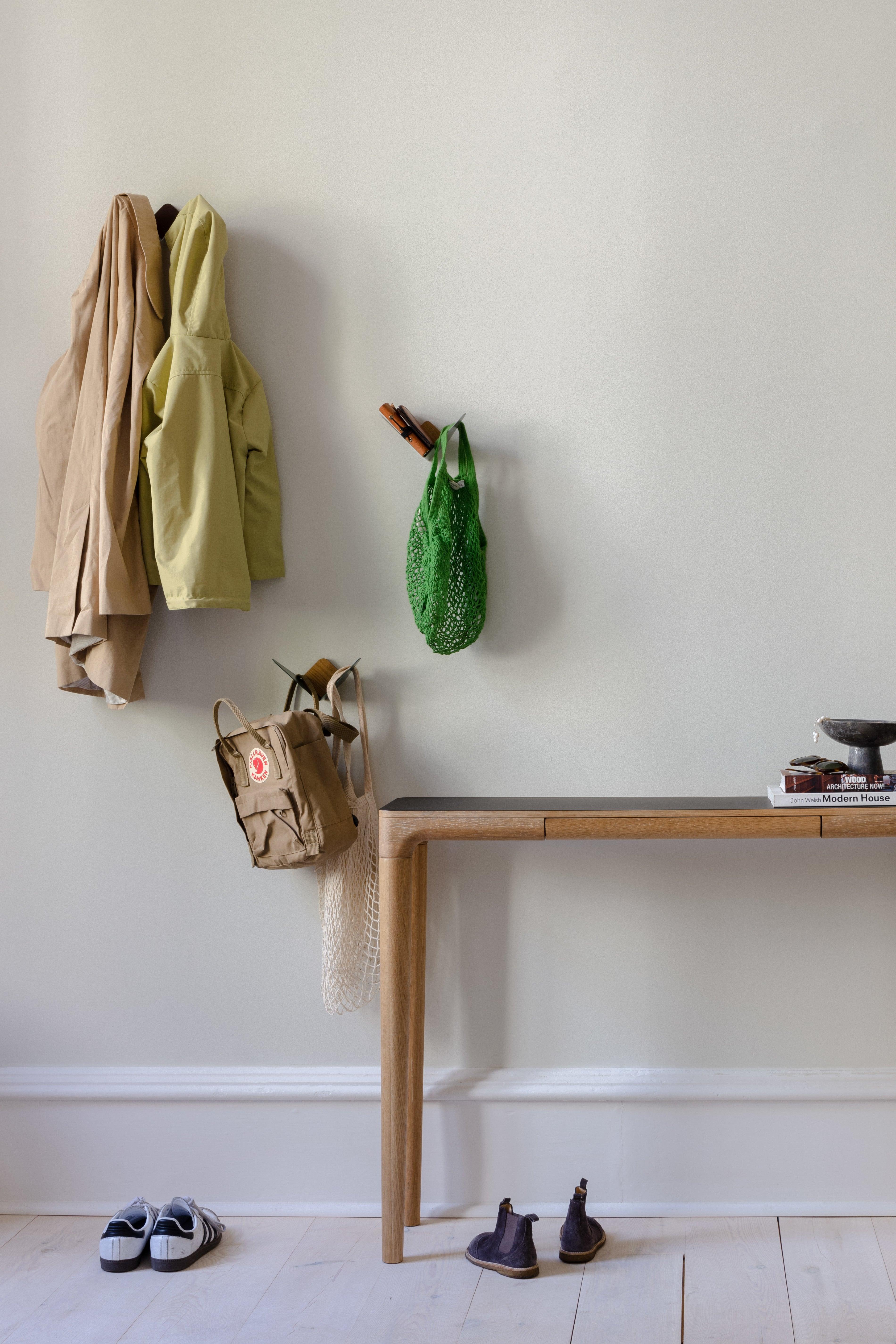 Wieszak BUTTERFLIES antracytowy UMAGE Eye on Design