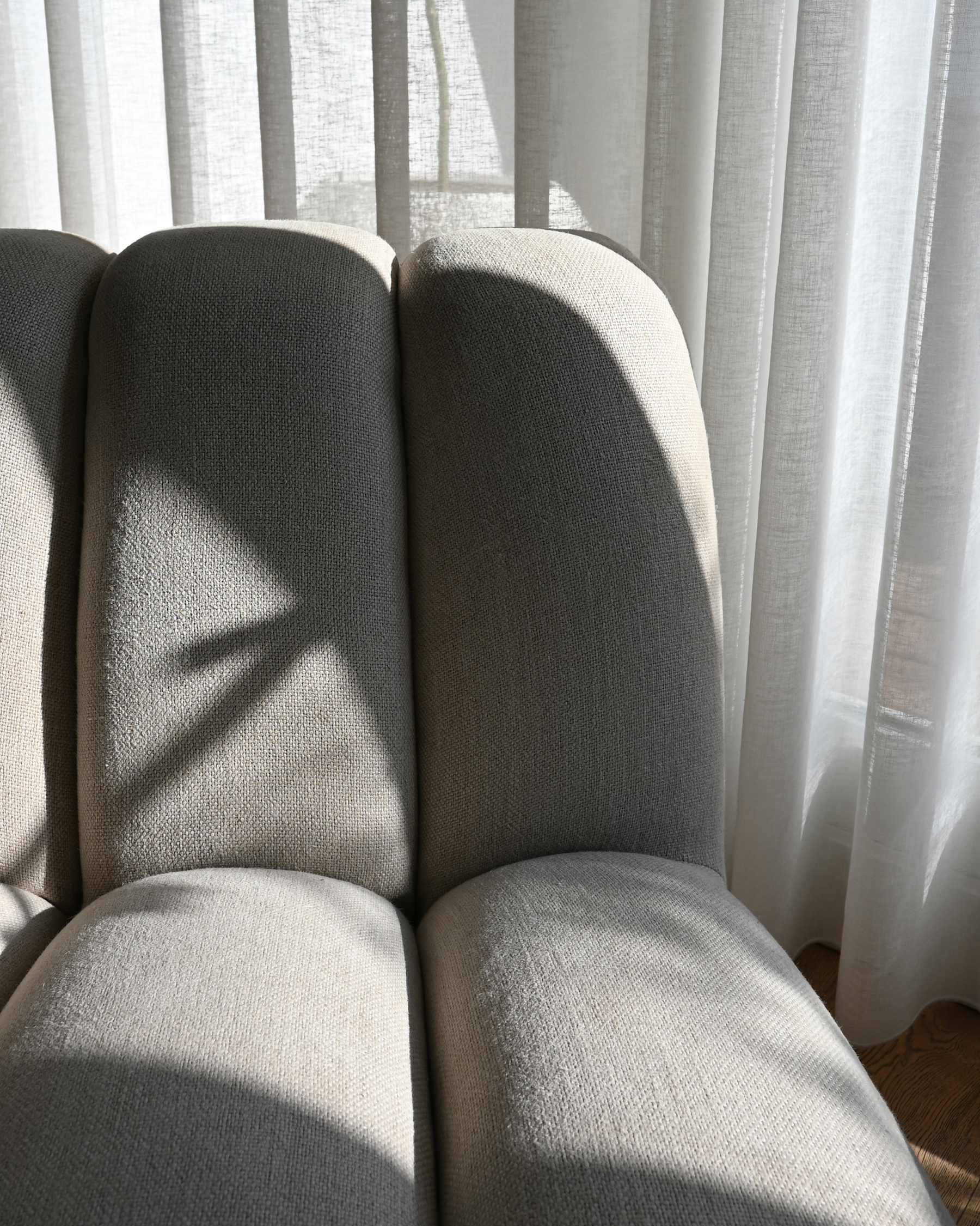 TOE Sand Armchair