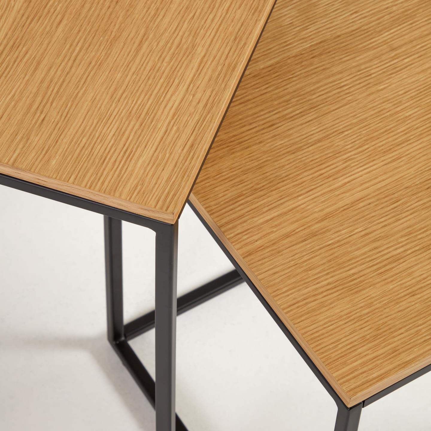 Zestaw kwadratowych stolików bocznych YOANA fornir dębowy z czarną podstawą La Forma Eye on Design