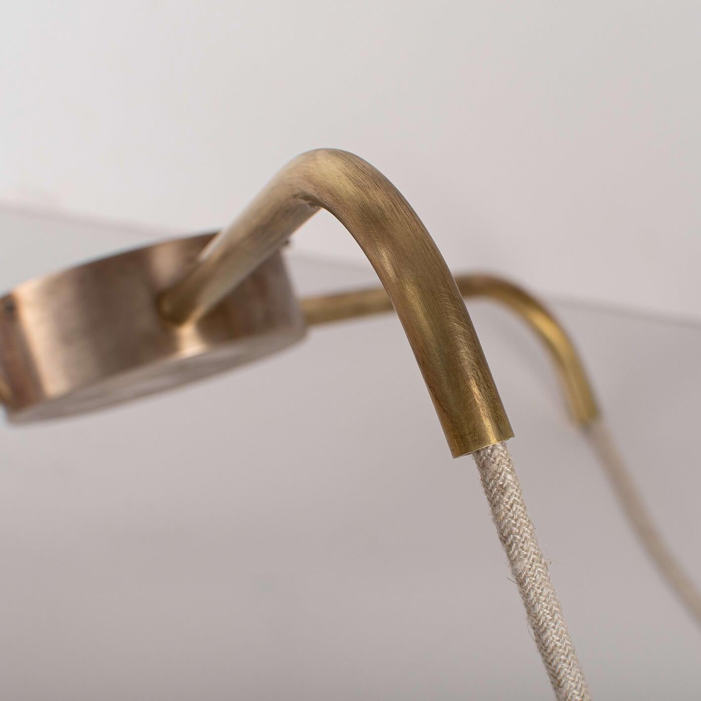 Żyrandol alabastrowy URANIA mosiężny Embassy Interiors Eye on Design