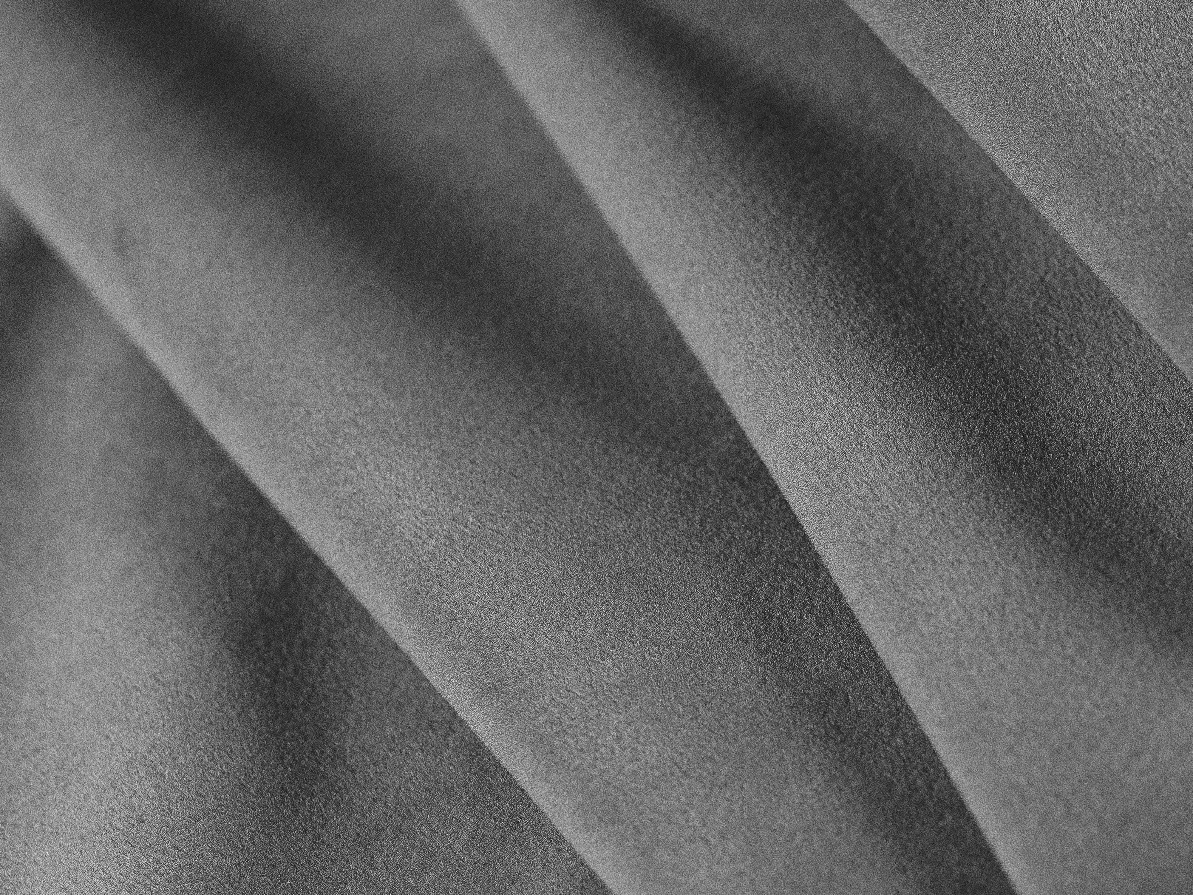 Sofa narożna aksamitna lewostronna RUBY jasnoszary Micadoni Eye on Design