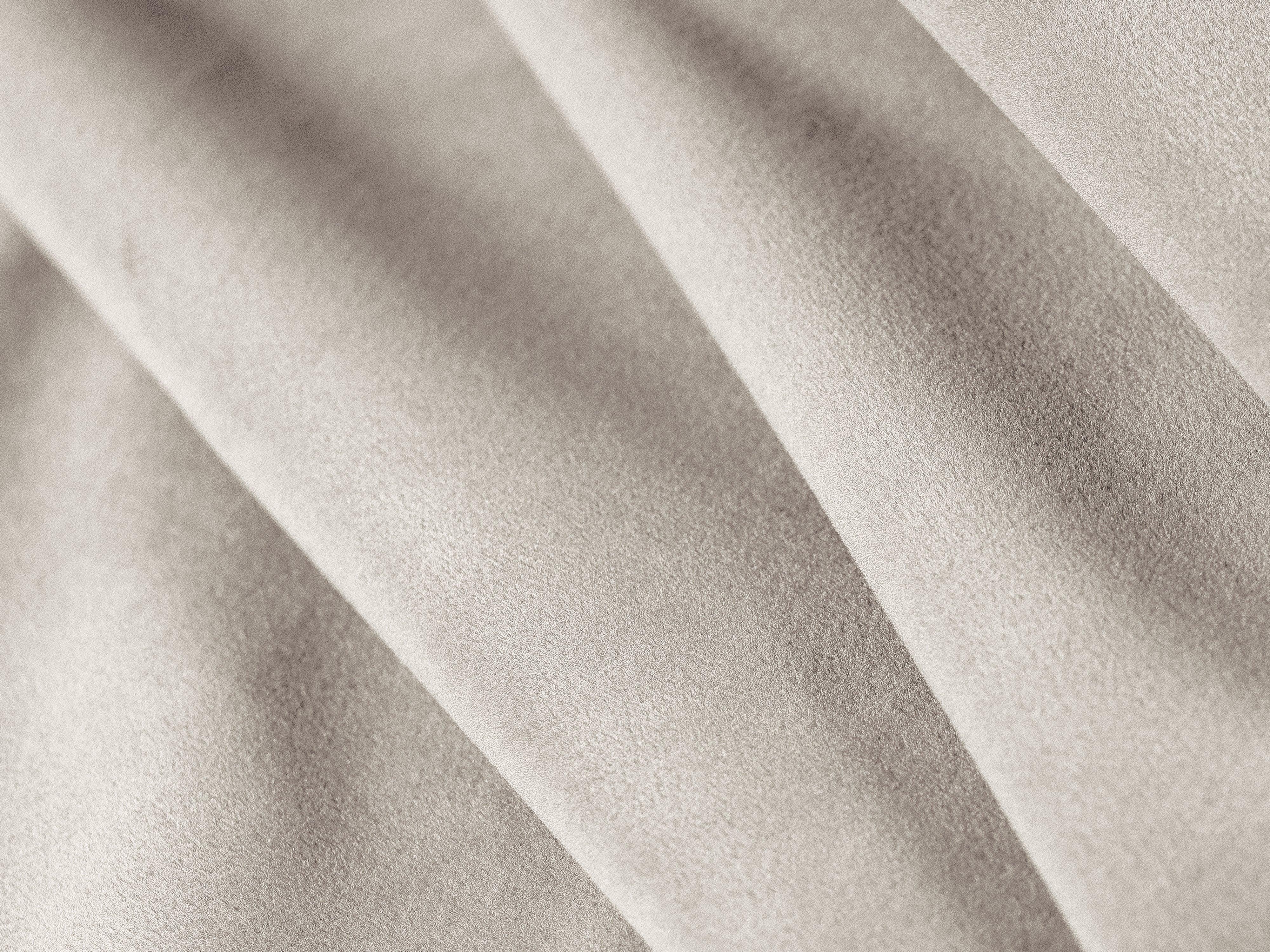 Sofa aksamitna 2-osobowa TROPEA jasnobeżowy Milo Casa Eye on Design
