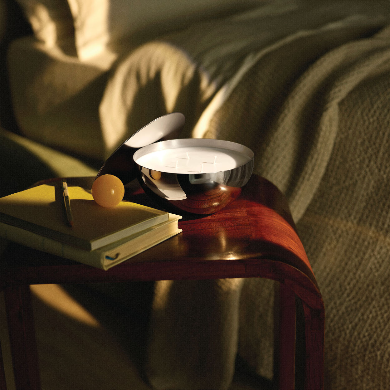 Vôňa do sviečky ROCC - AMBER s tónmi medu, tonkového bôbu a korenia