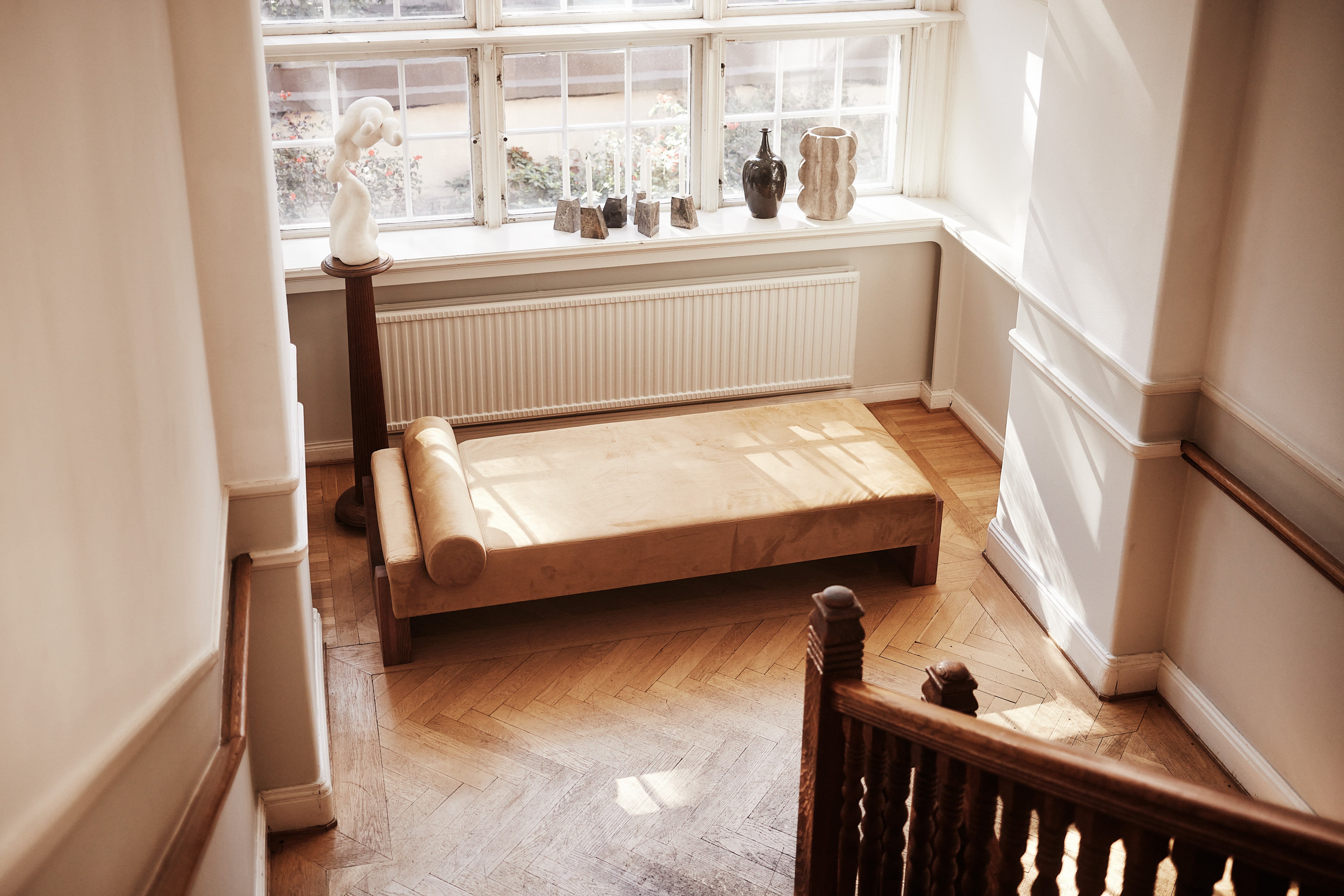 Ležadlo v horčicovom zamatě