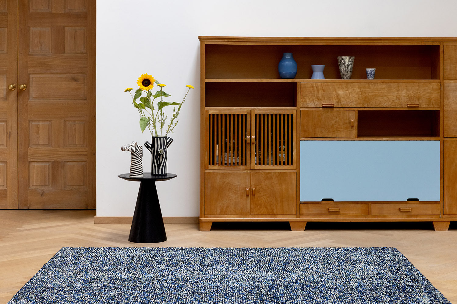 Dywan POP ART niebieski z długim włosiem