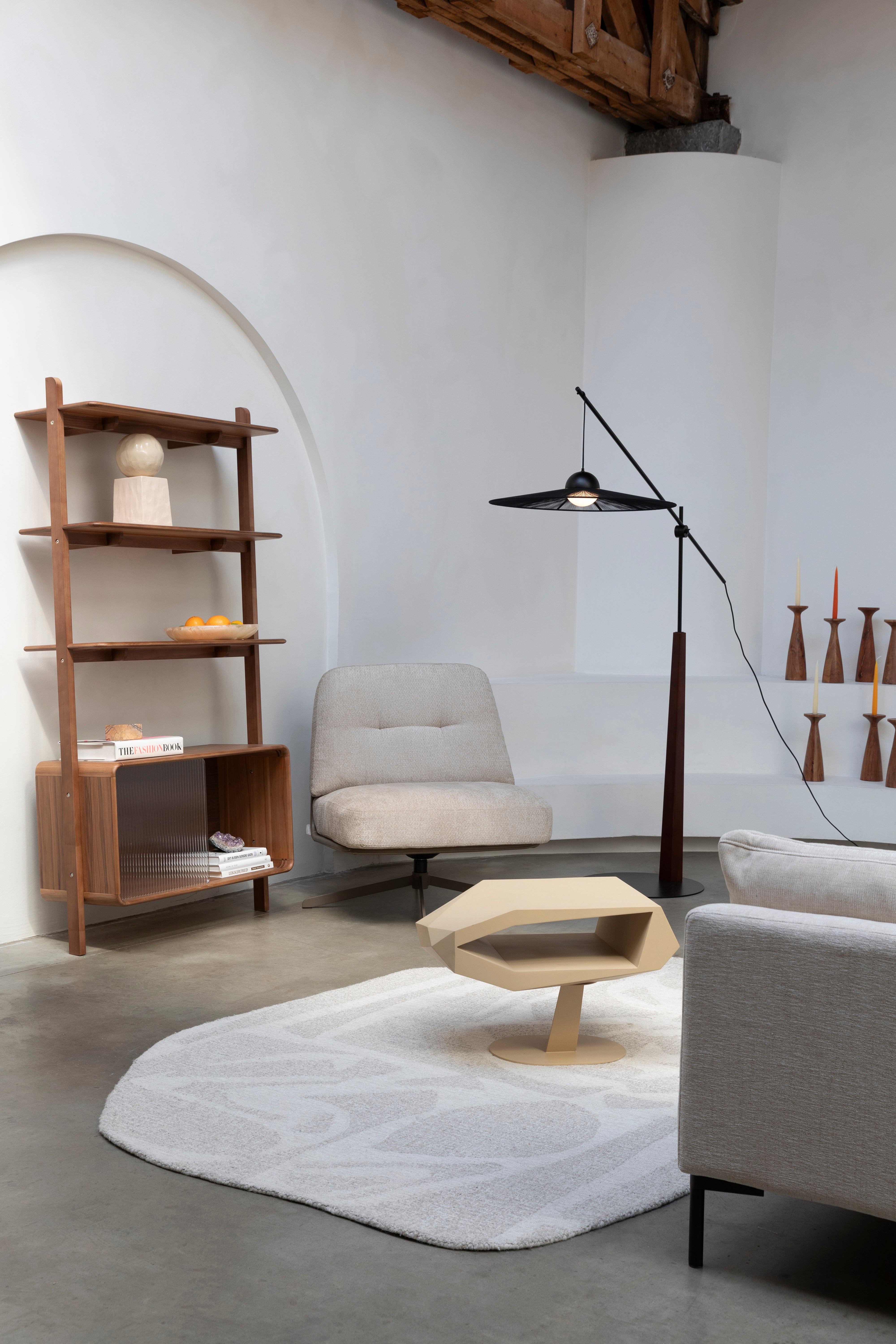 RISE dark veneer shelf