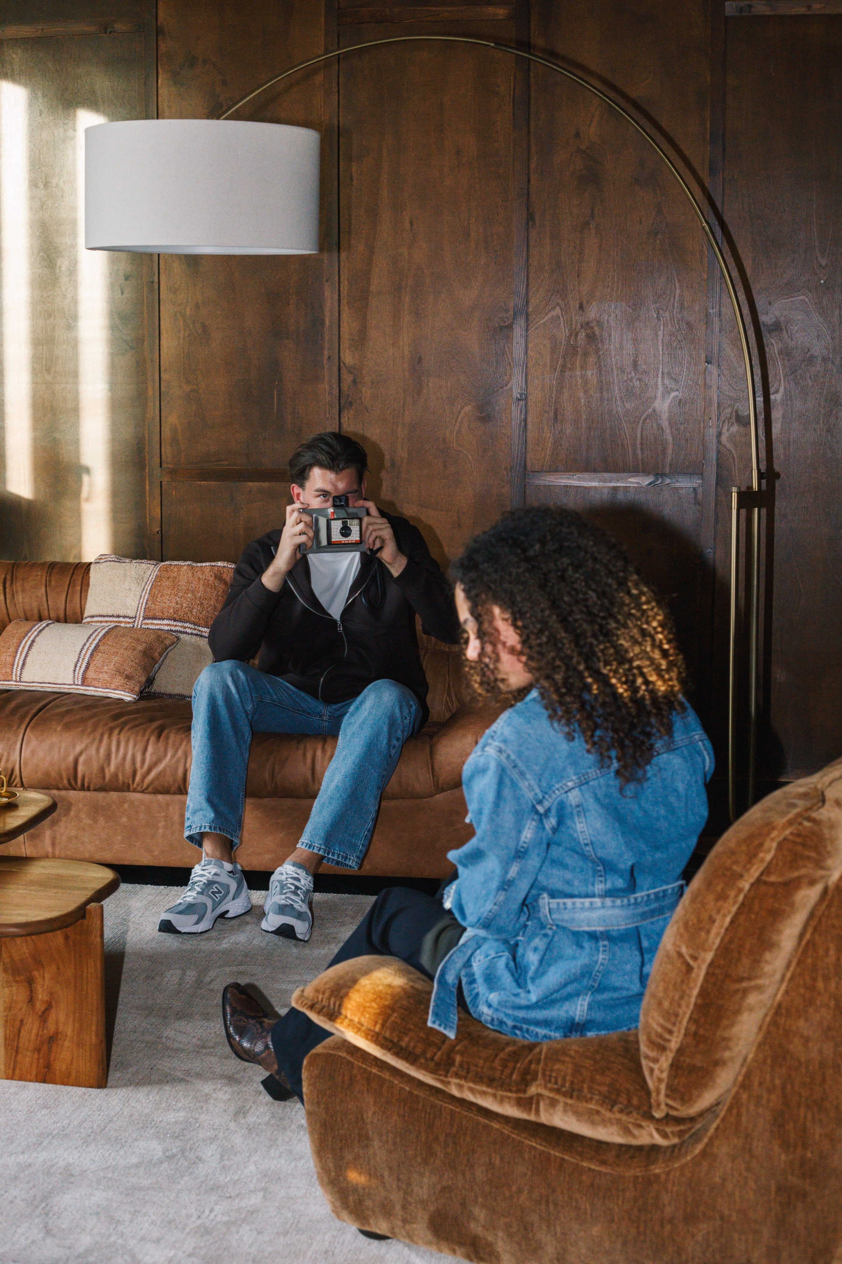 Fotel RADLEY v odtieni koňaku