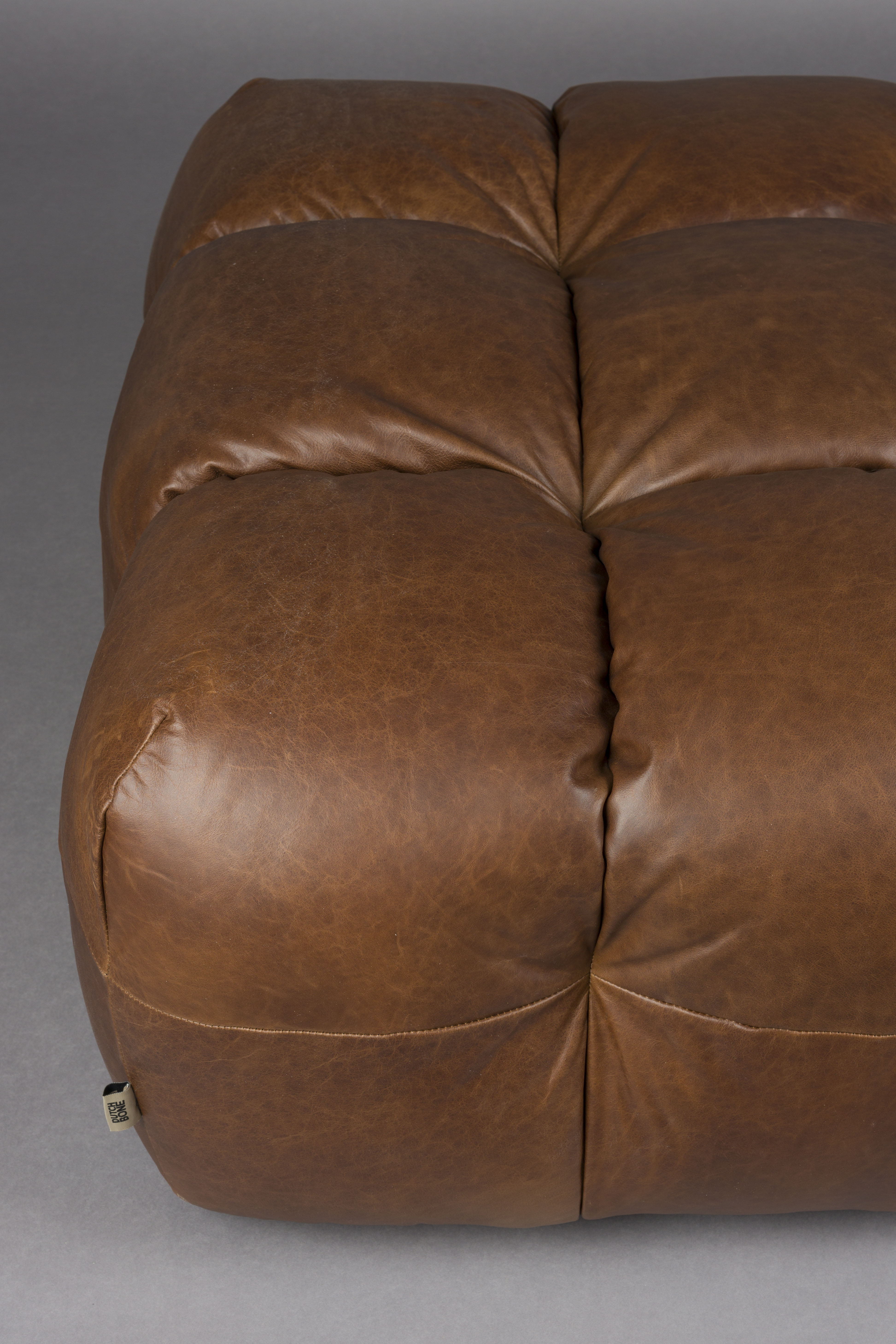 HACKMAN Puff chocolate leather