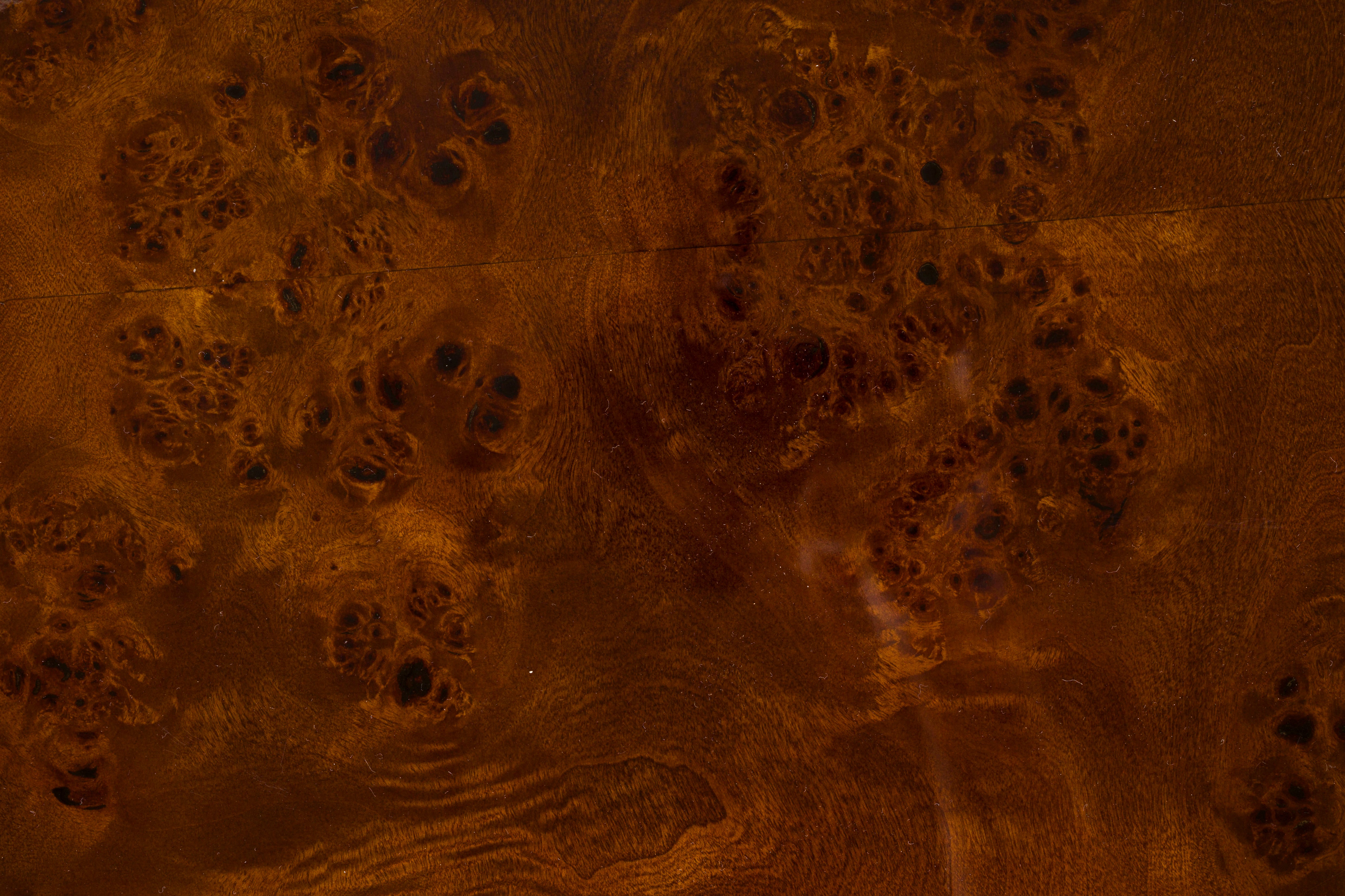 QUINN walnut veneer side table