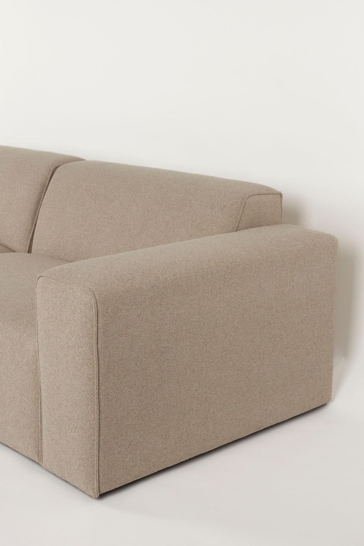 Sofa 4,5-osobowa MILKA cappuccino lewostronny – ujęcie 5