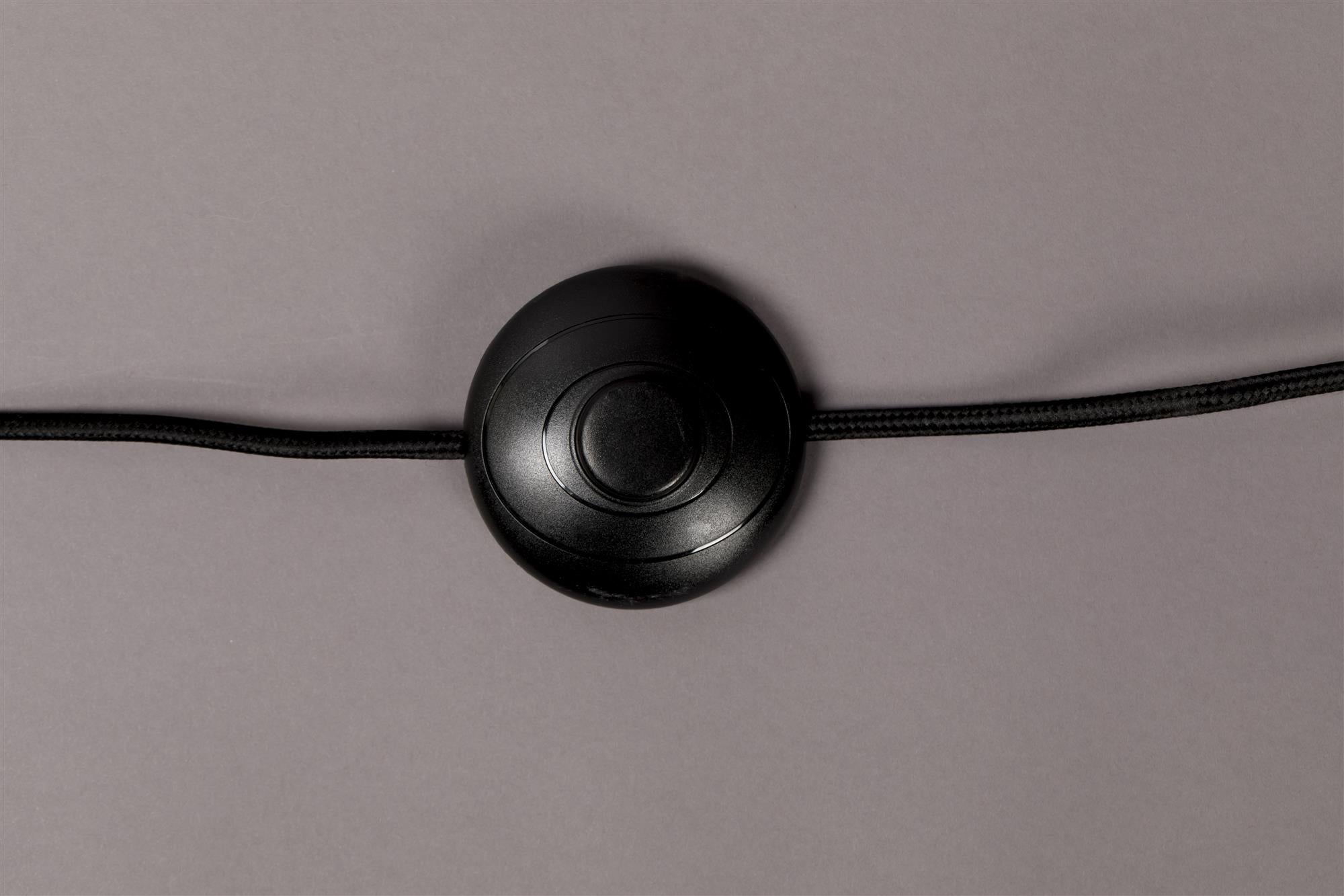 Stojaca lampa HORACE z dubového dreva s bavlneným tienidlom