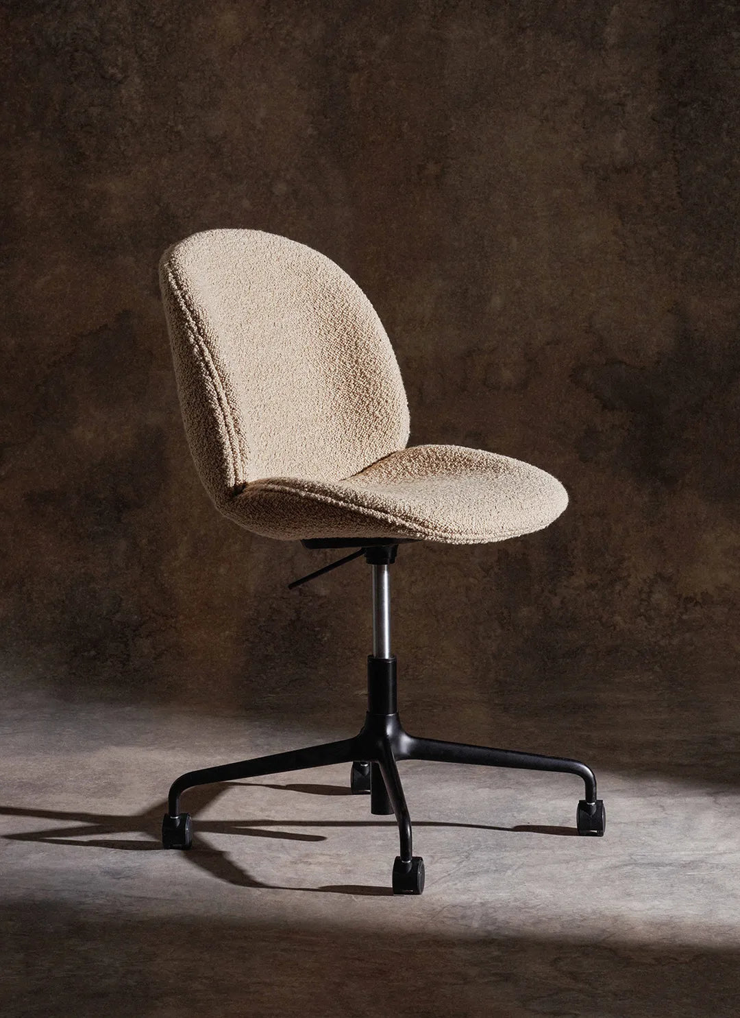 BEETLE upholstered office chair
